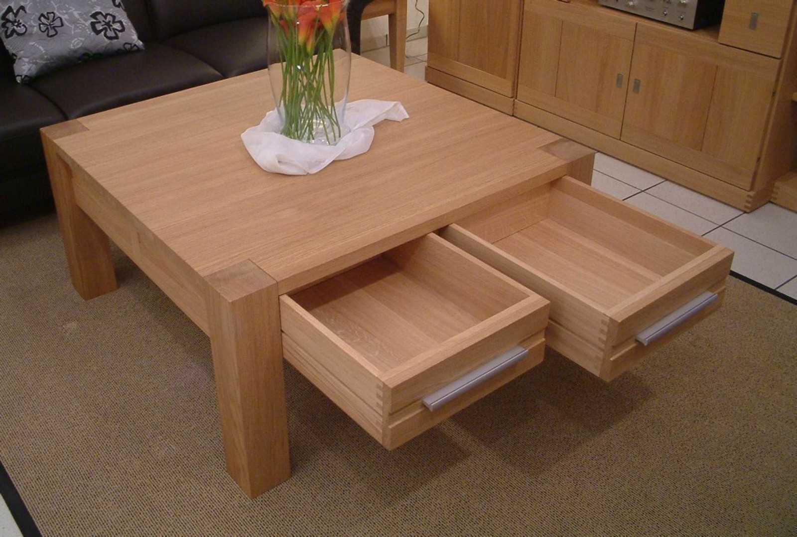 Couchtisch / Wohnzimmertisch / Sofatisch - Modell Coesfeld - 4 Stollen Tisch mit Holzplatte und Schubladen, der moderne Masstisch in Eiche, Asteiche bzw. Wildeiche, Buche o. Kirsche