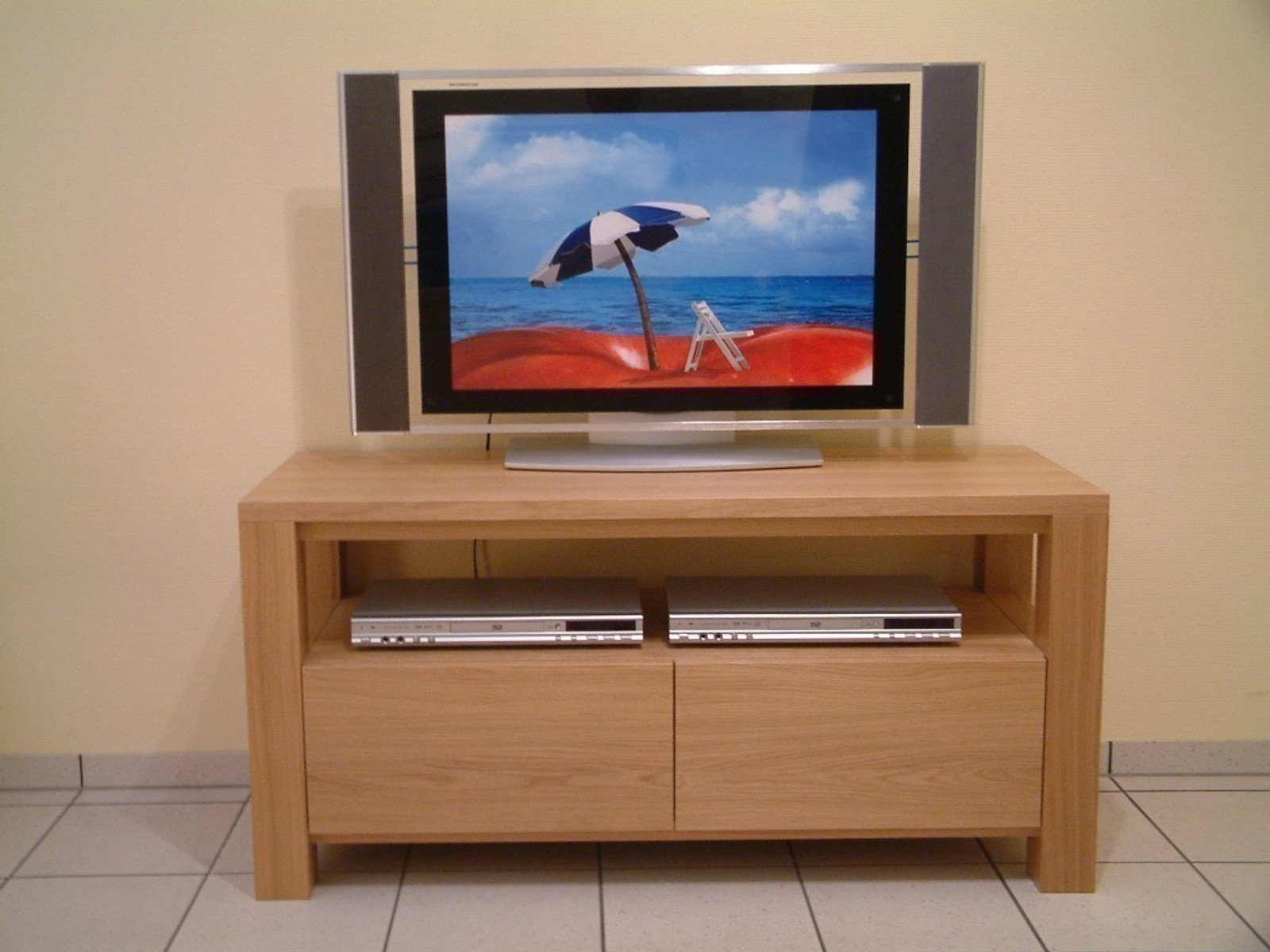 TV Stollen Anrichte Coesfeld, Breite 124 cm, mit 1 offenen Fach für Geräte, mit 2 Schubladen, Eiche massiv, modern