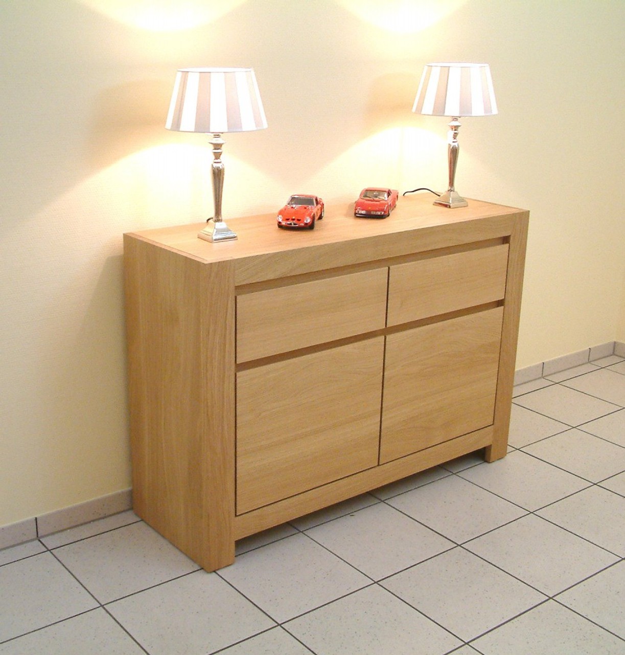Schermbeck Anrichte / Sideboard Eiche massiv 2-türig Breite 115 cm Höhe 80 cm Schubladen oben / modern, grifflos - auch in Asteiche Buche oder Kirschbaum möglich