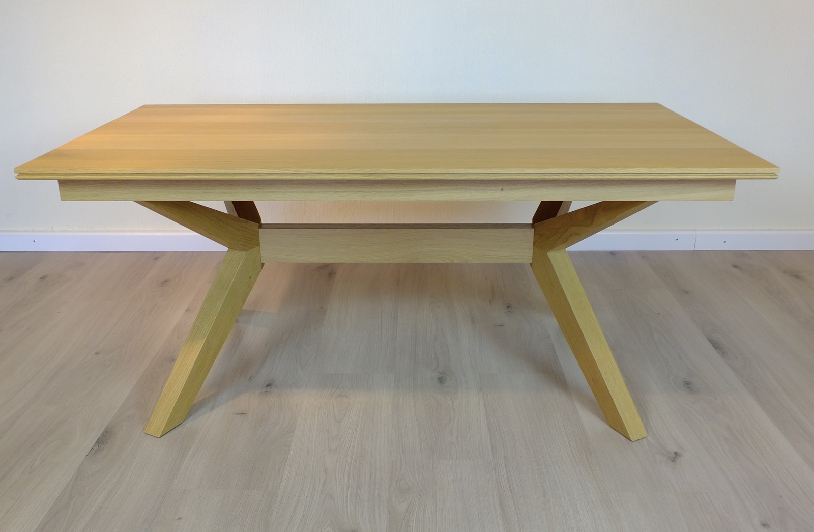 Couchtisch / Wohnzimmertisch / Sofatisch - Modell: Como 120 x 70 cm Höhe 55 cm - modern - Eiche vollmassiv