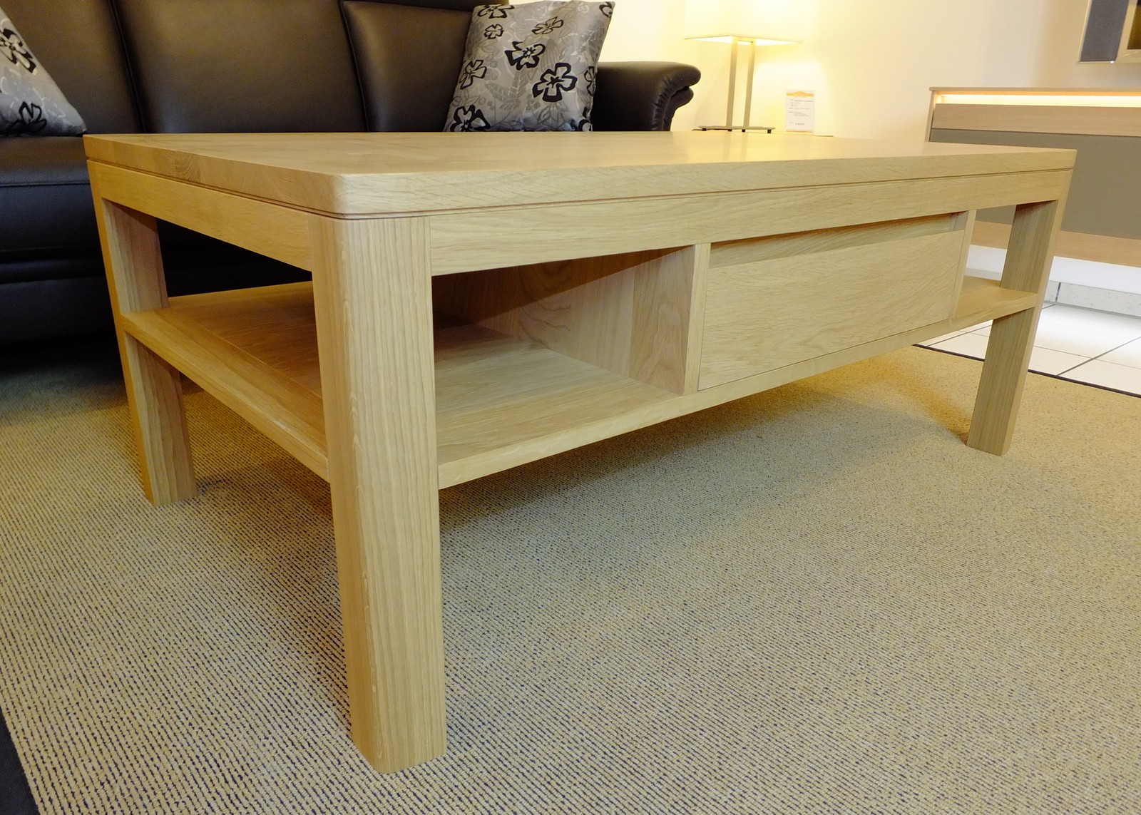 Couchtisch / Wohnzimmertisch / Sofatisch Modell Haltern 120 x 70 cm Höhe 48 cm, Mit Schublade und Ablageböden, der moderne Masstisch in Eiche vollmassiv (Kirschbaum und Buche sind auch möglich)