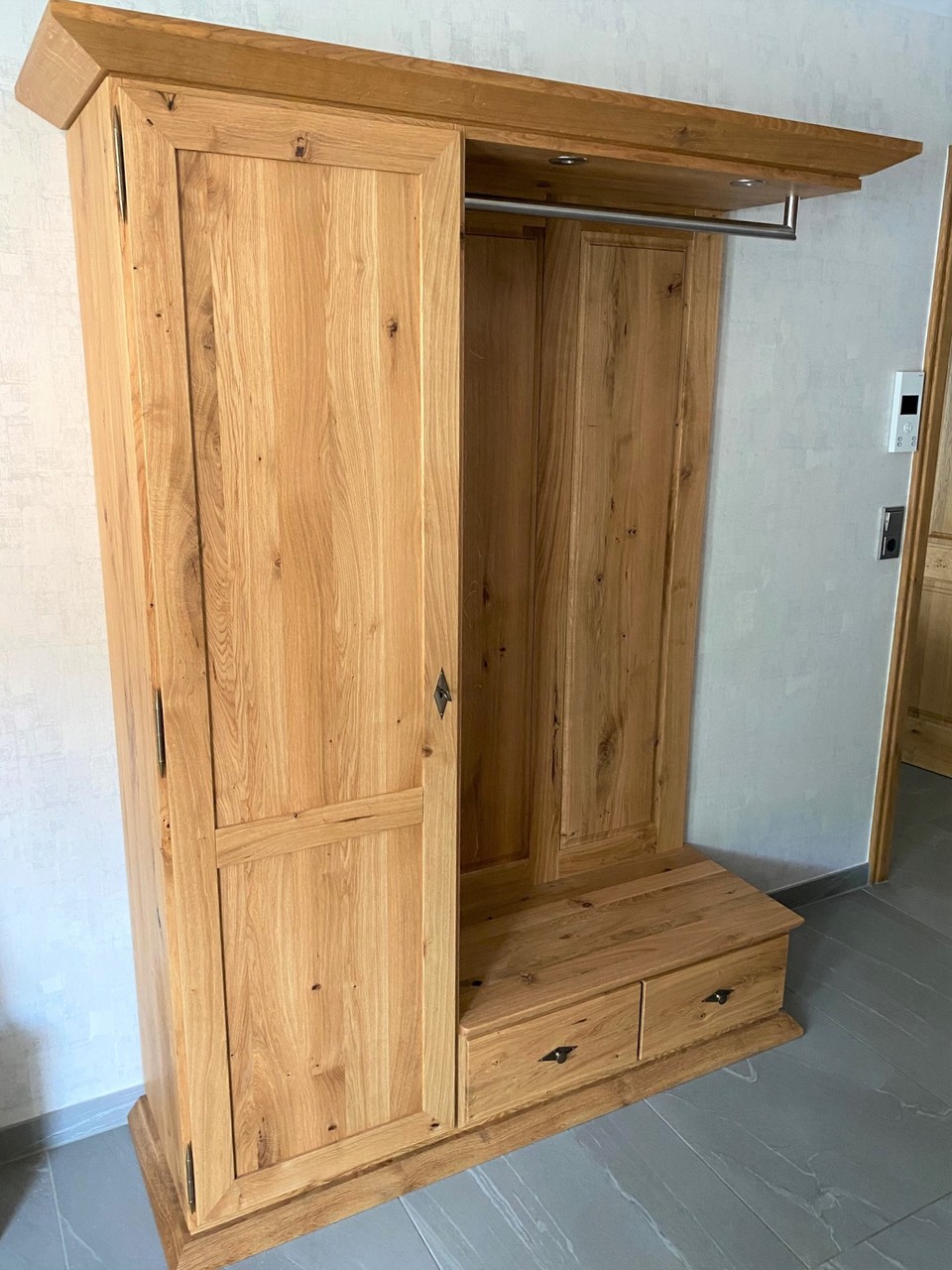 Gala Asteiche Standgarderobe / Massgarderobe / Breite 160 cm Höhe 204 cm Tiefe 51 cm / Garderobe Eiche oder Asteiche massiv - auch in Buche oder Kirschbaum möglich