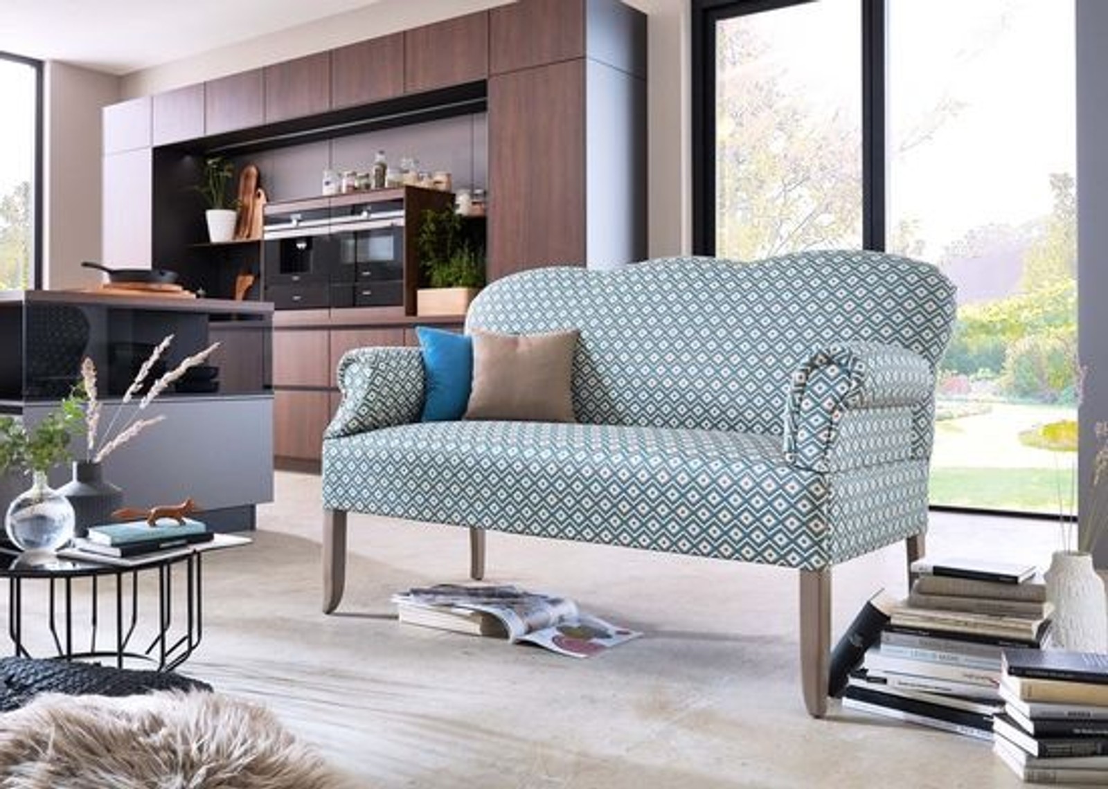 Tischsofa / Küchensofa / Bauernsofa / LEER - Füße in Eiche, Buche oder Kiefer massiv, Landhaus Klassisch - viele Breiten sind möglich - auch als Ecke planbar - viele verschiedene Bezugsstoffe und auch Leder sind möglich