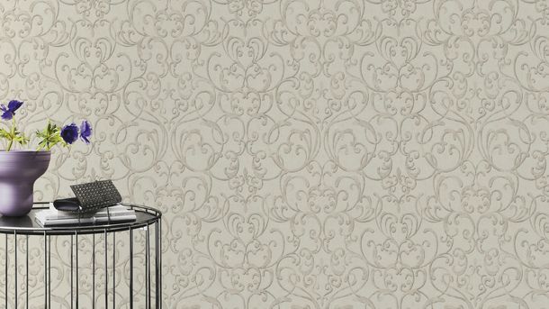 Rasch Non-Woven Wallpaper Ornaments Beige Silver 651607