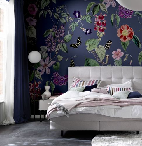 Digital print non-woven flowers blue purple green 33113