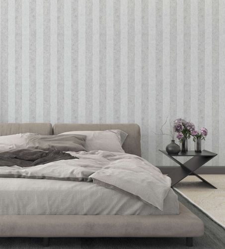 GZSZ non-woven wallpaper stripes light grey metallic 34819