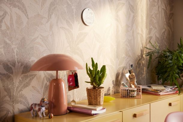Non-woven wallpaper leaves beige gold metallic 39654-5