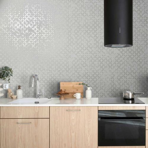 Non-woven wallpaper graphic white cream metallic 35121