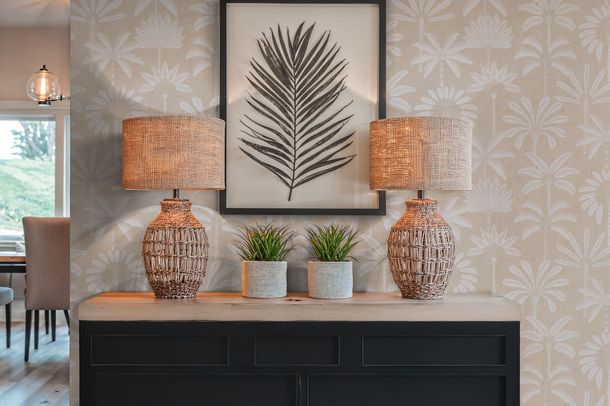 Non-woven wallpaper leaves beige cream metallic 79163-1