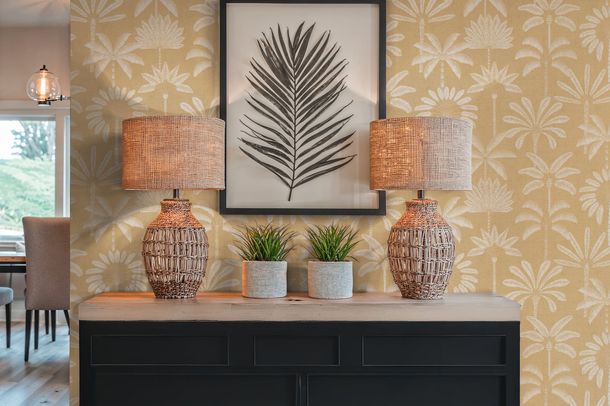 Non-woven wallpaper leaves yellow cream metallic 79163-4