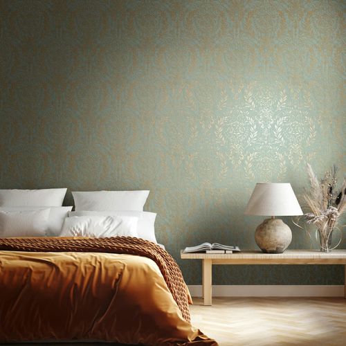 Non-woven Wallpaper Ornaments Green Gold Metallic 82510