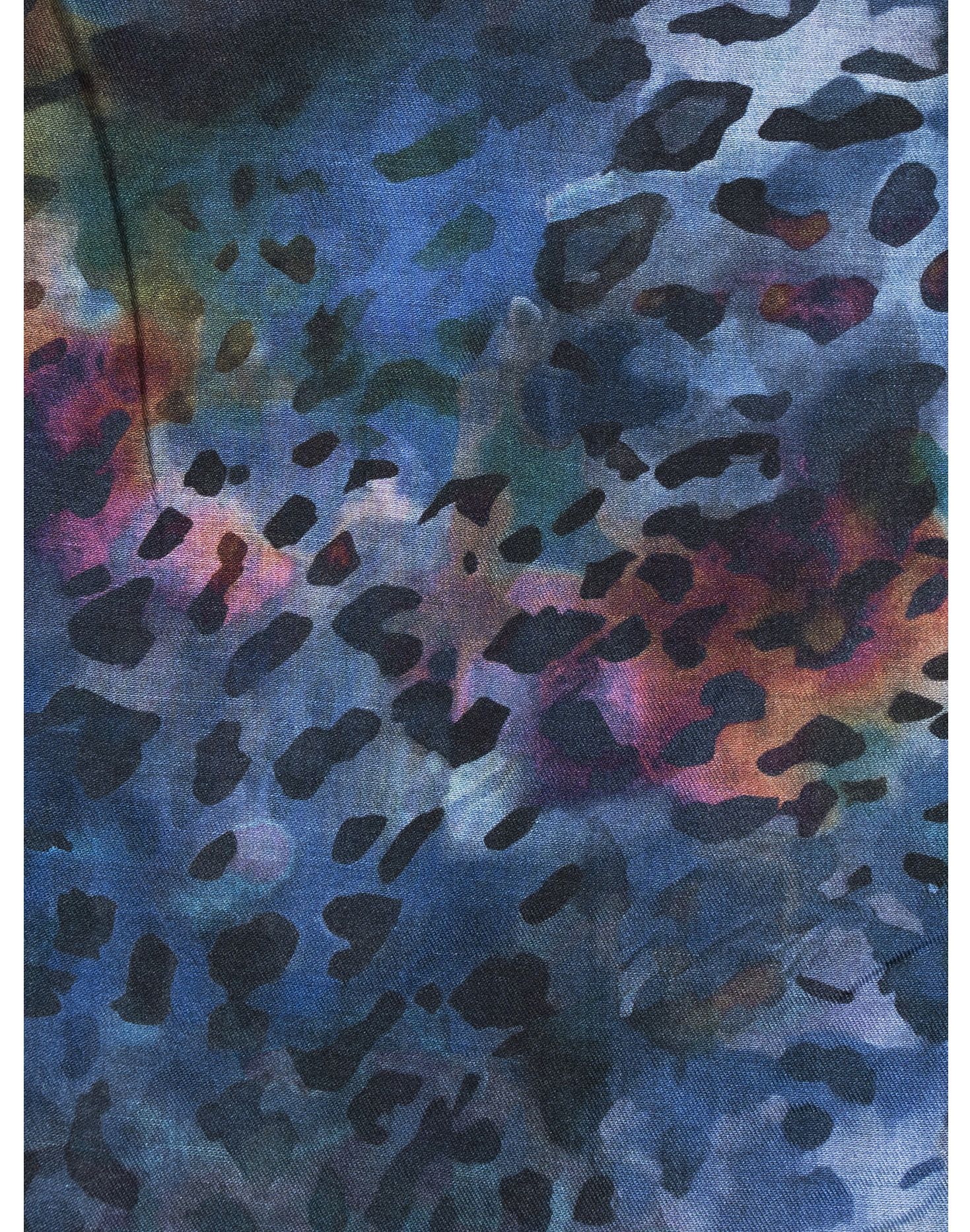 Dreieckstuch Animalmuster Aquarelloptik Kontrastkante Dreieckstuch Animalmuster Aquarelloptik Kontrastkante