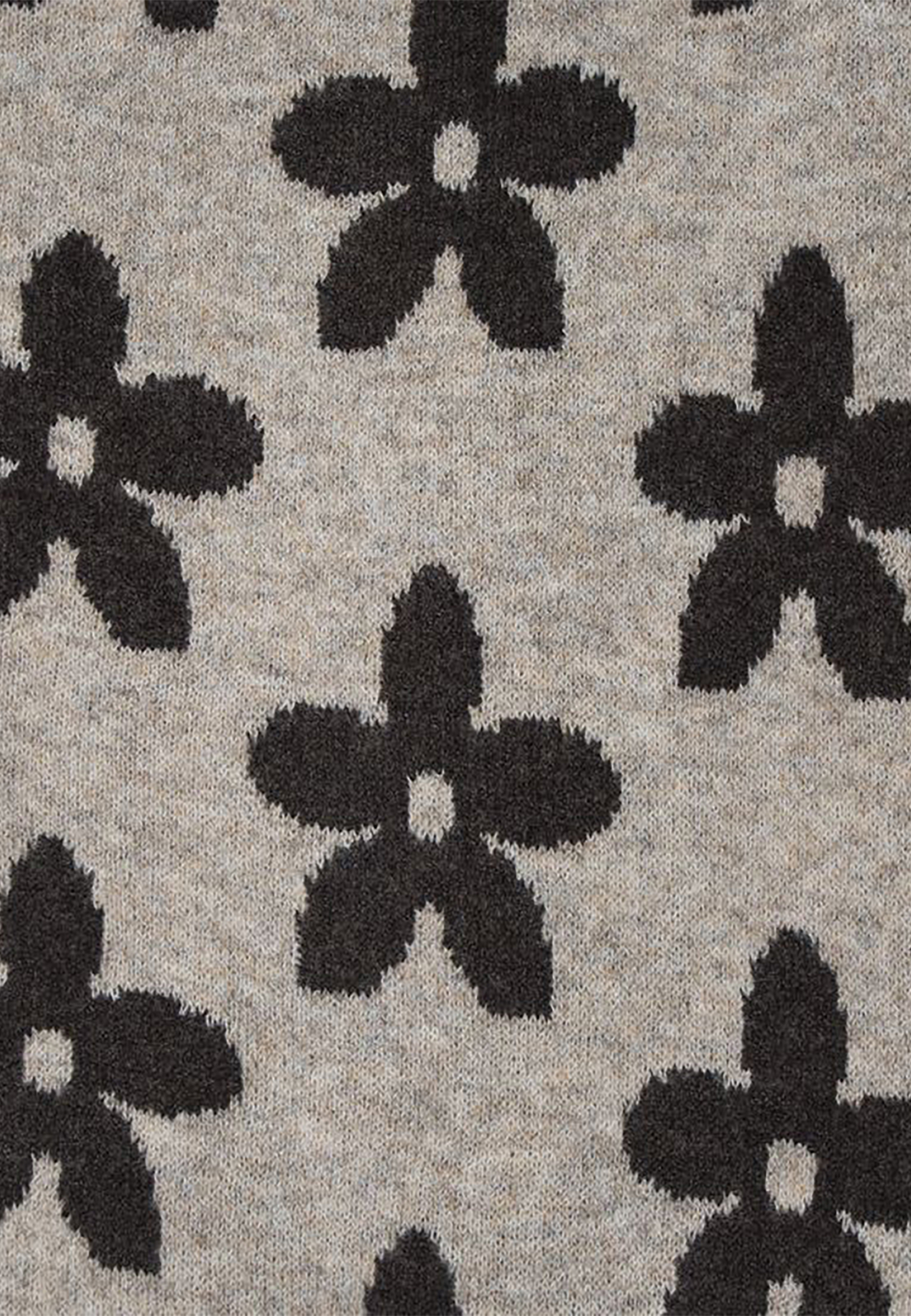 810411_da2193bda477fc9726f1069d9f163a03_001.jpg Dreieckstuch Blütenmuster Weiche Strickoptik Spitze Enden