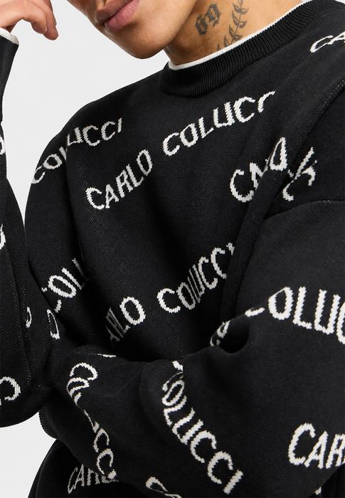 Carlo Colucci Strickpullover Allover Logomuster Rundhals Rippbündchen – Schwarz, Bild 4