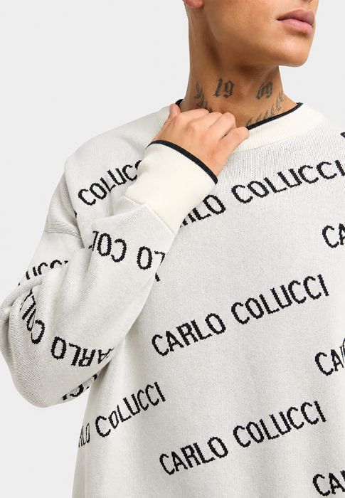 Carlo Colucci Strickpullover Allover Logomuster Rundhals Rippbündchen – Weiß, Bild 4
