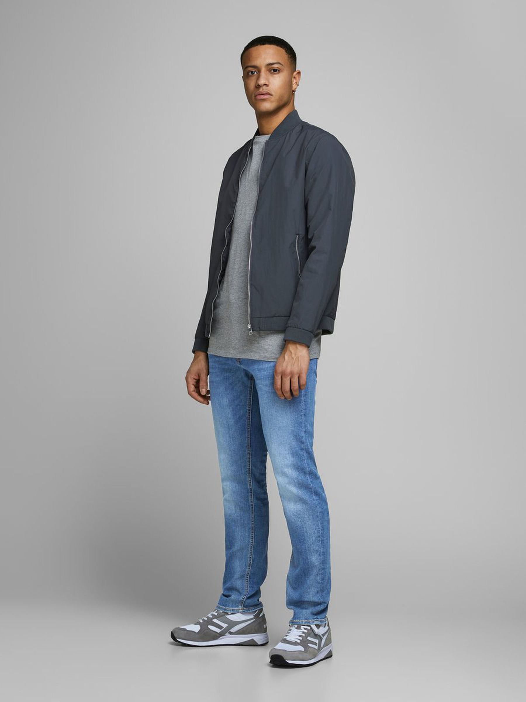JACK & JONES Herren Slim Fit Jeans TIM JJ ORIGINAL Straight Legs JACK & JONES Herren Slim Fit Jeans TIM JJ ORIGINAL Straight Legs