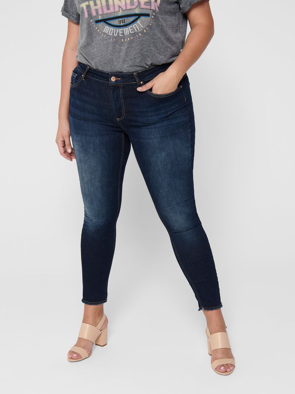 Only Carmakoma ONLY CARMAKOMA Damen Skinny Jeans Curvy Ankle Denim Große Größen – Dunkelblau, Bild 2