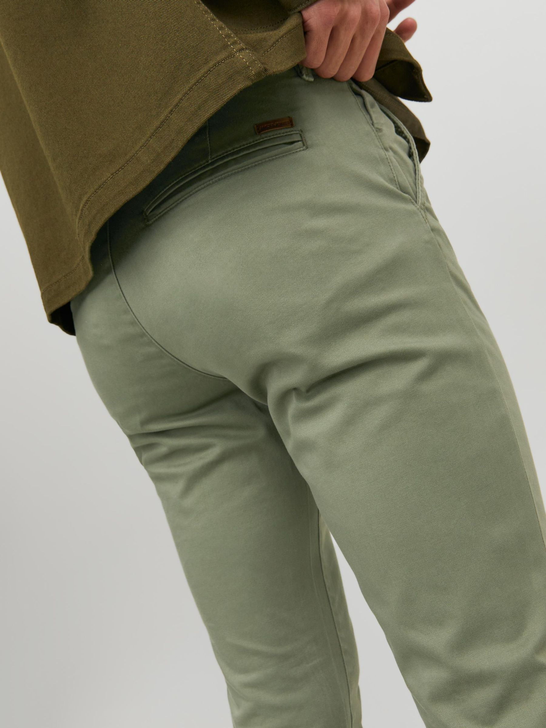 JACK&JONES_Noos2023_4081987_12150148_7.jpg Chino Hose Stretch Pants Konischer Schnitt Slim Fit JPSTMARCO JJBOWIE