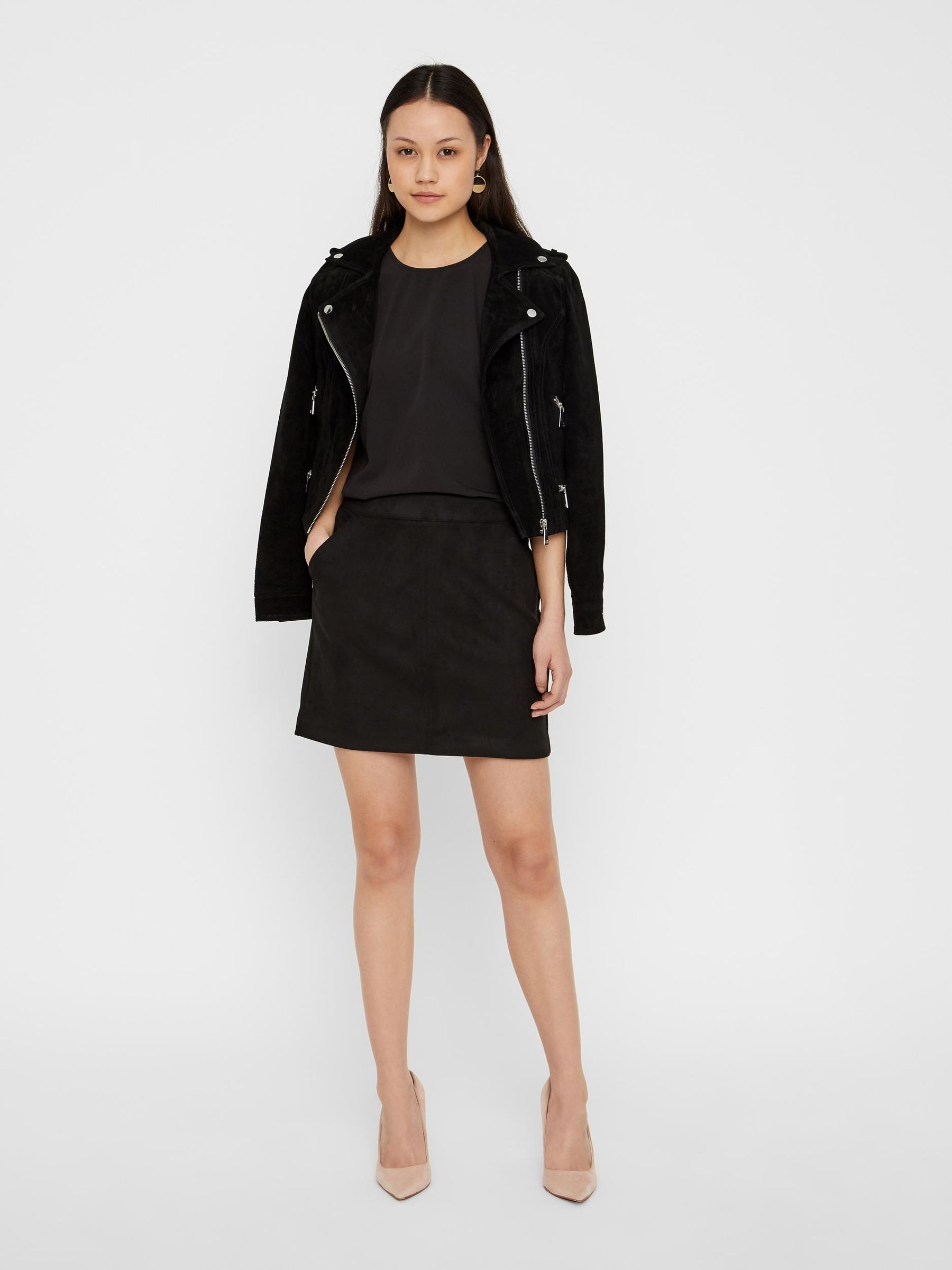 VERO-MODA_Noos2023_2990589_10210430_4.jpg Nicki Velours Minirock Kurzer Stretch Bleistiftrock