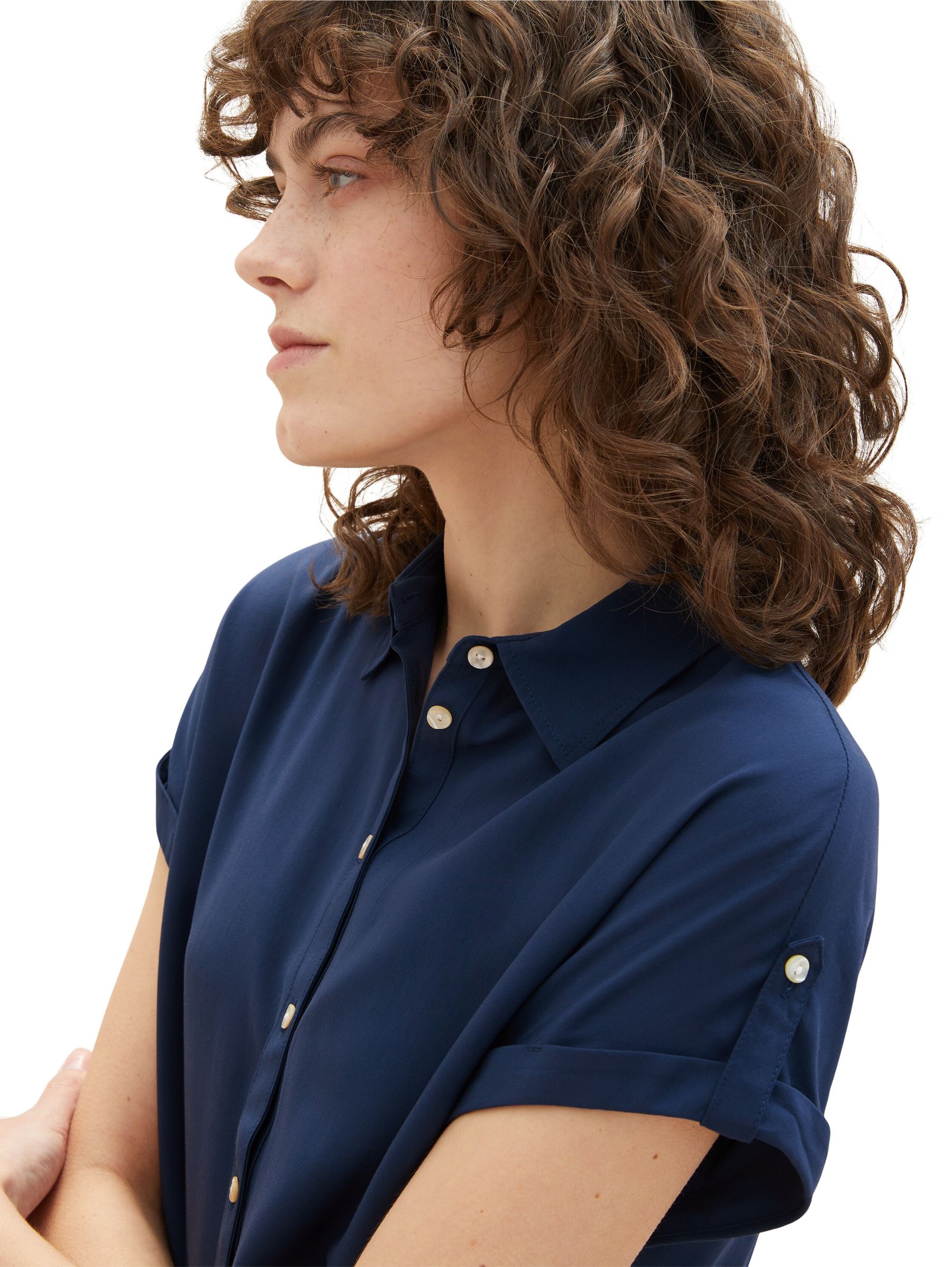 Tom-Tailor_304_11758_1037229_5.jpg Lockere Bluse Kurzarm Legeres Kragenhemd