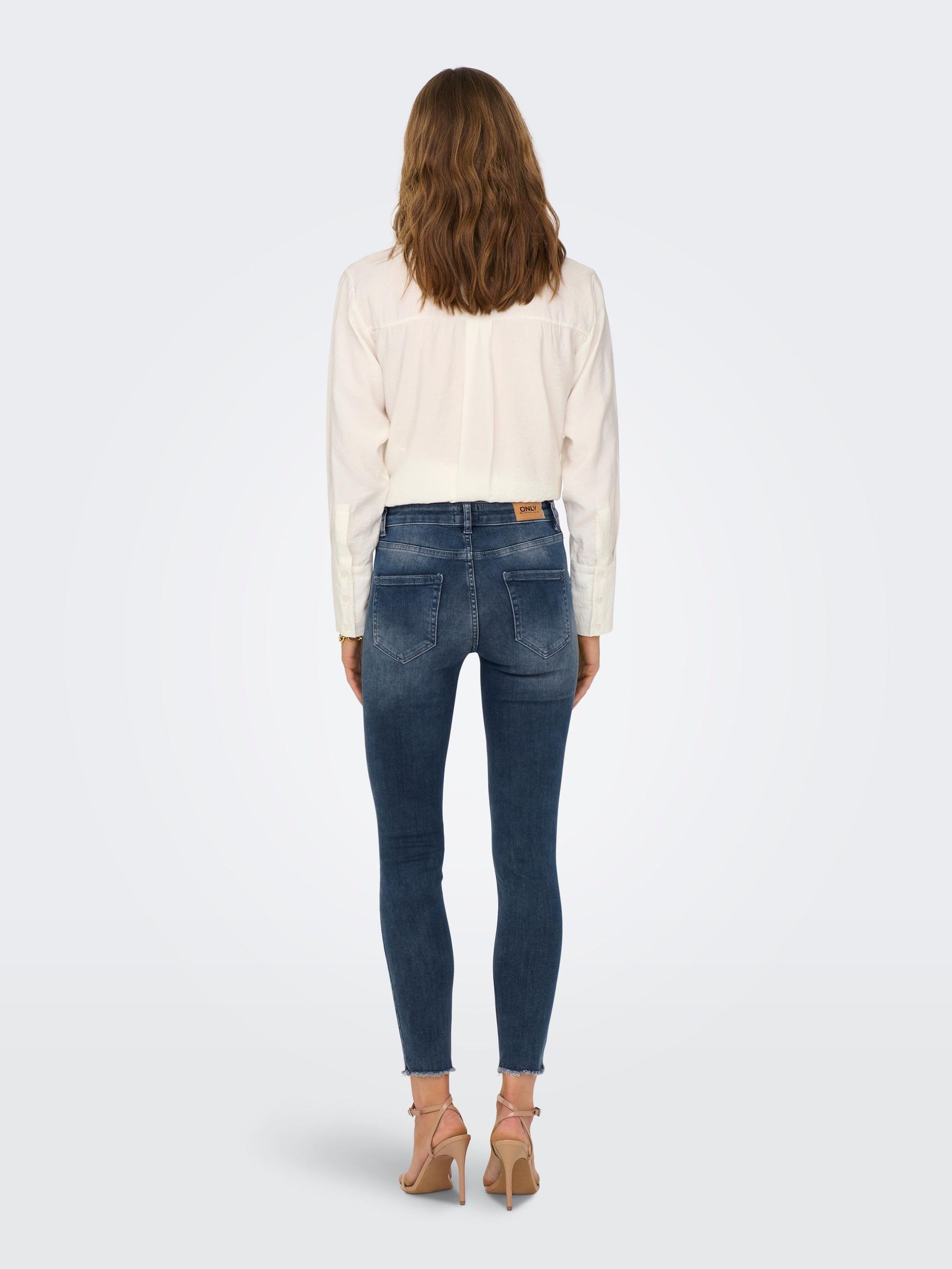 ONLY_Noos2023_3533166_15216970_3.jpg Skinny Fit Jeans ONLBLUSH