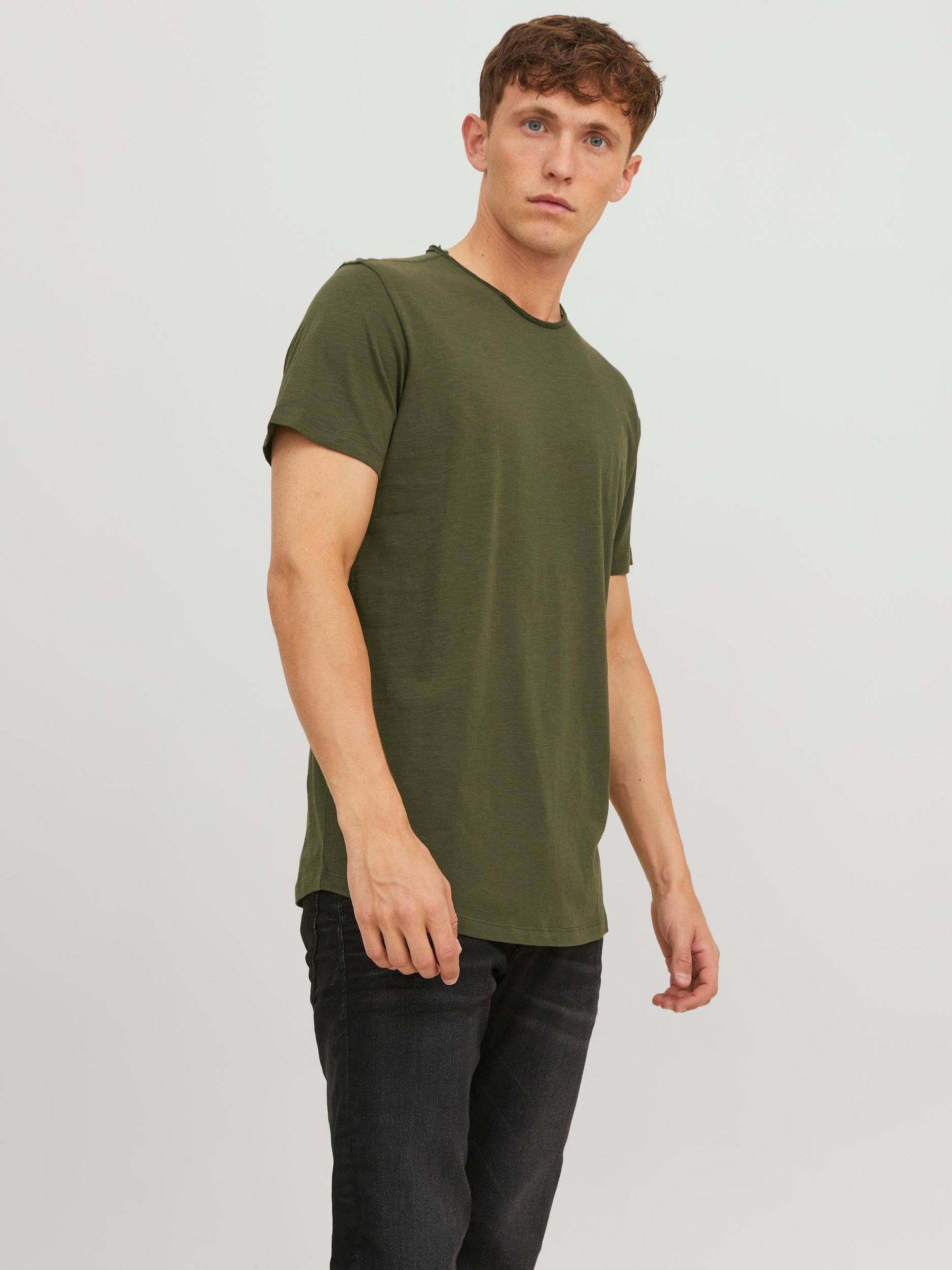 JACK&JONES_Noos2023_3609305_12182498_4.jpg Basic T-Shirt JJEBASHER