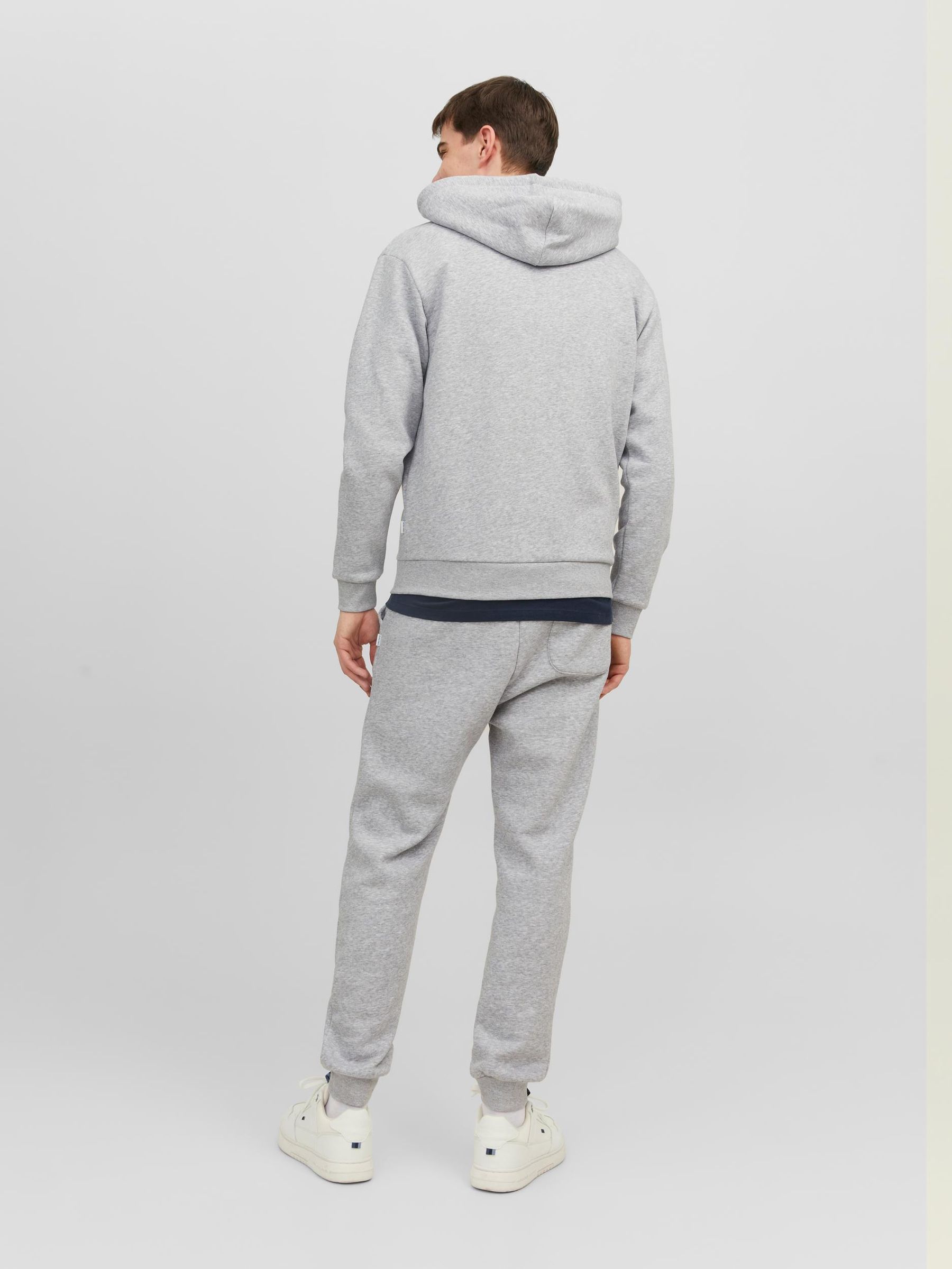 JACK&JONES_FallWinter2023_4385559_12249342_5.jpg Kapuzenjacke JJEBRADLEY