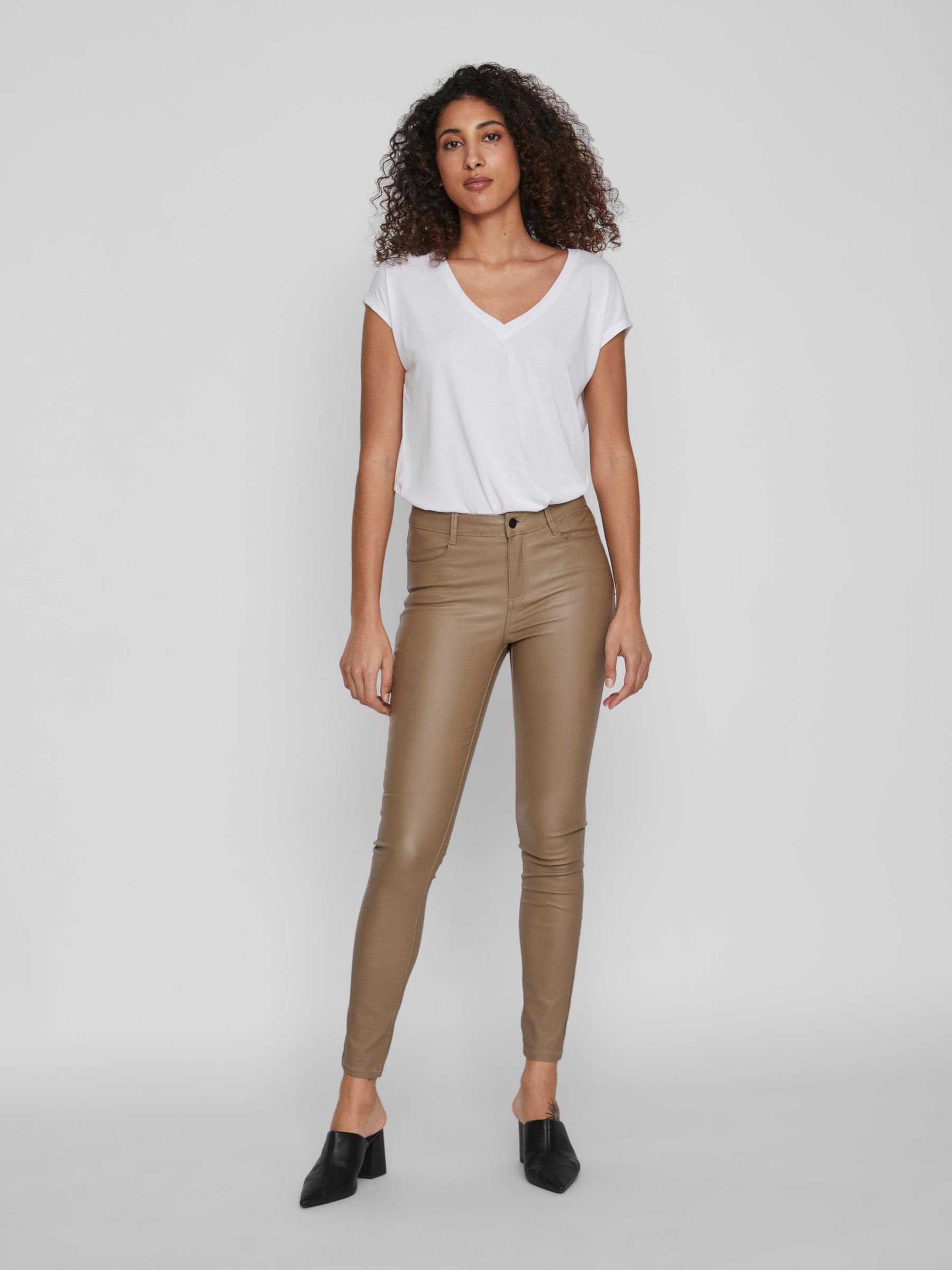 VILA_Noos2023_4006145_14074847_6.jpg Basic T-Shirt VIMODALA