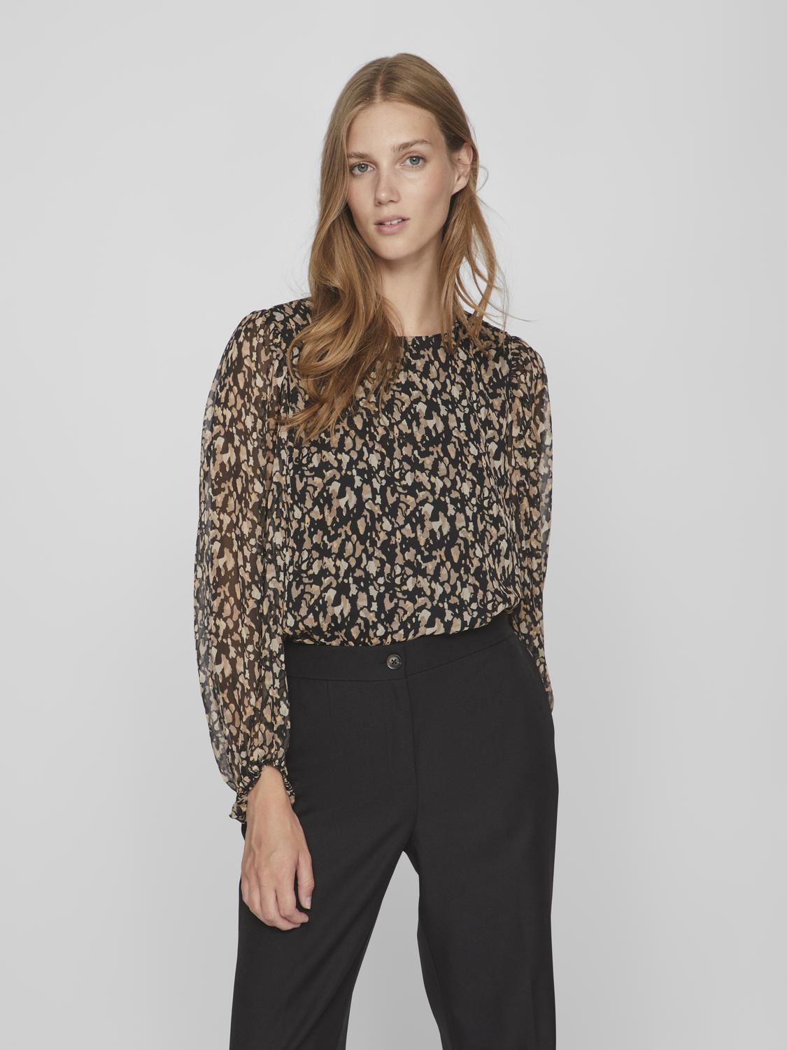 VILA_FallWinter2024_4357653_14084606_3.jpg Bluse VIFALIA