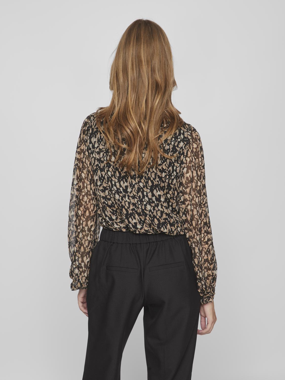 VILA_FallWinter2024_4357653_14084606_5.jpg Bluse VIFALIA