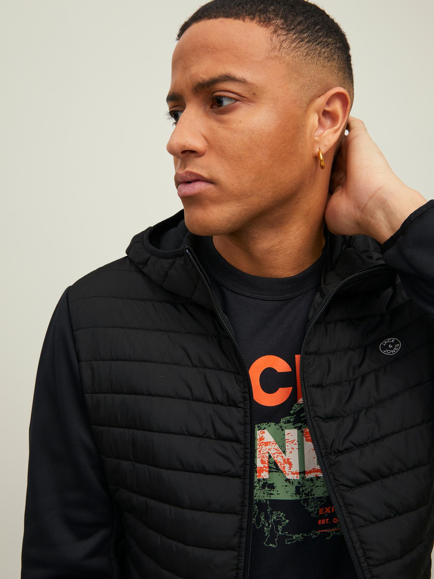 JACK&JONES_Noos2023_3909958_12182242_7.jpg Softshell Steppjacke JJEMULTI