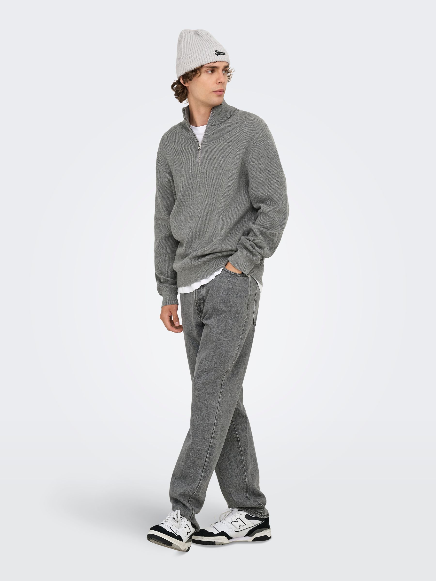 22023210_4787353_5.jpg Feiner Strickpullover mit Reißverschluss Rundkragen