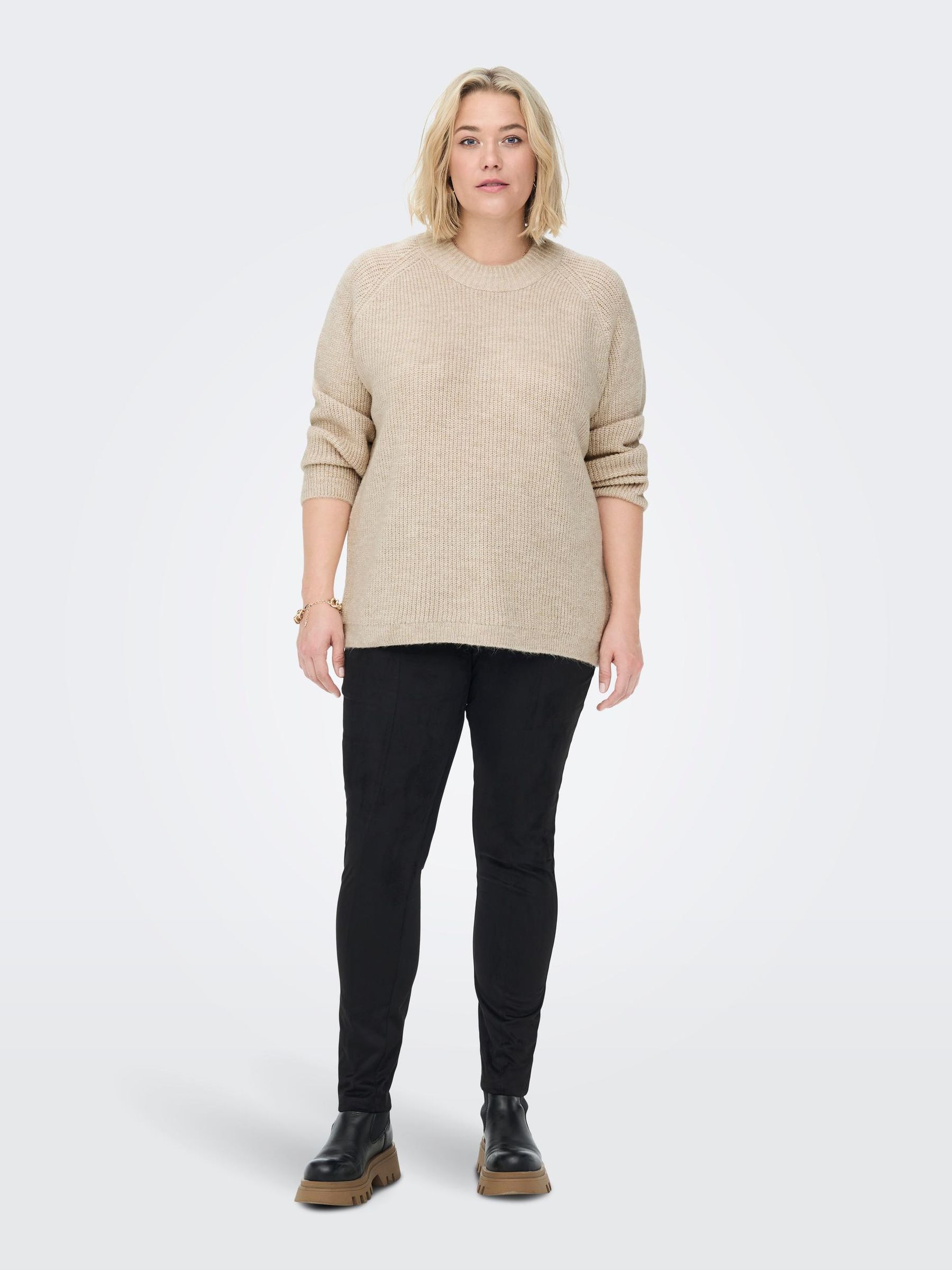 ONLY-CARMAKO_Noos2023_4118346_15283136_5.jpg Plus Size Pullover Grobstrick Sweater CARJADE