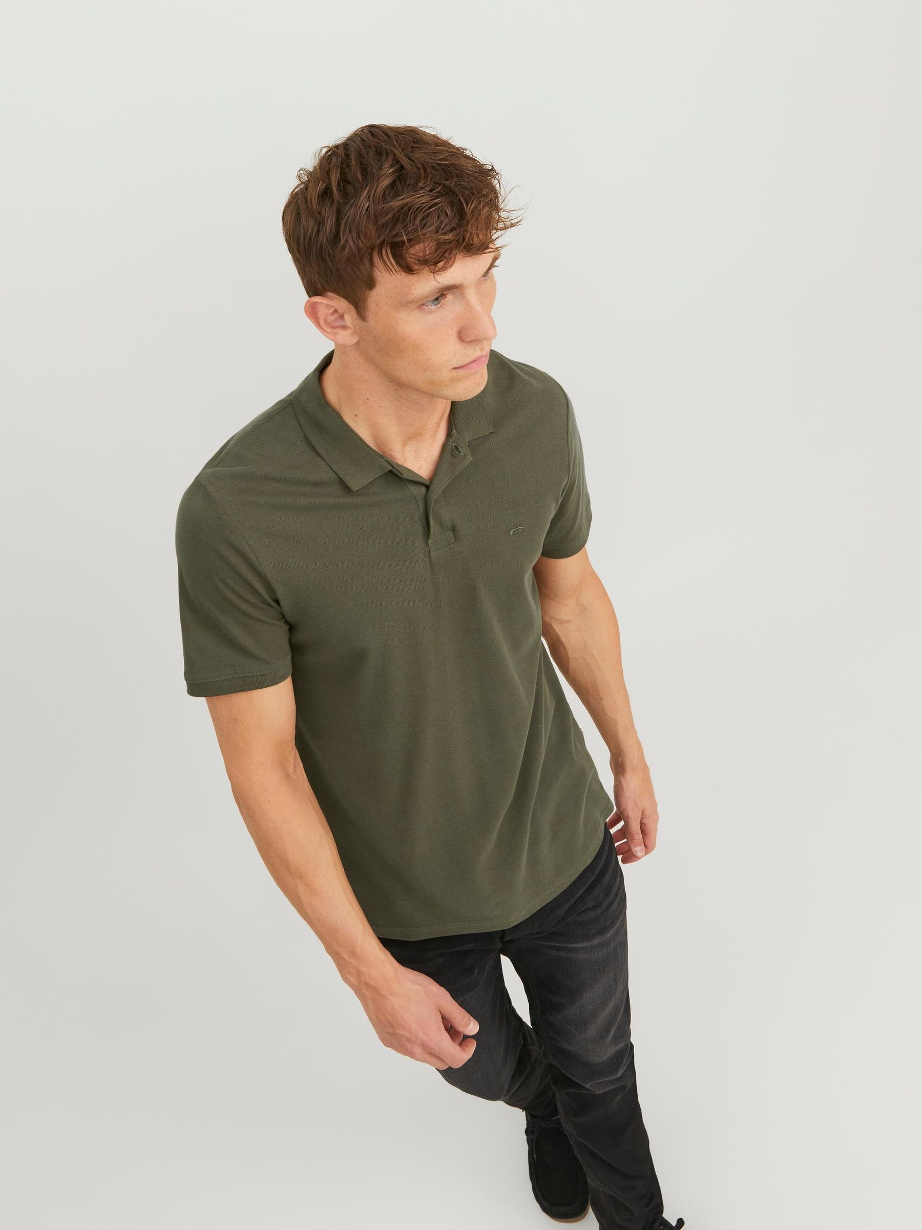 JACK&JONES_Noos2023_2772148_12136516_6.jpg Poloshirt mit Logo Basic Pique Hemd