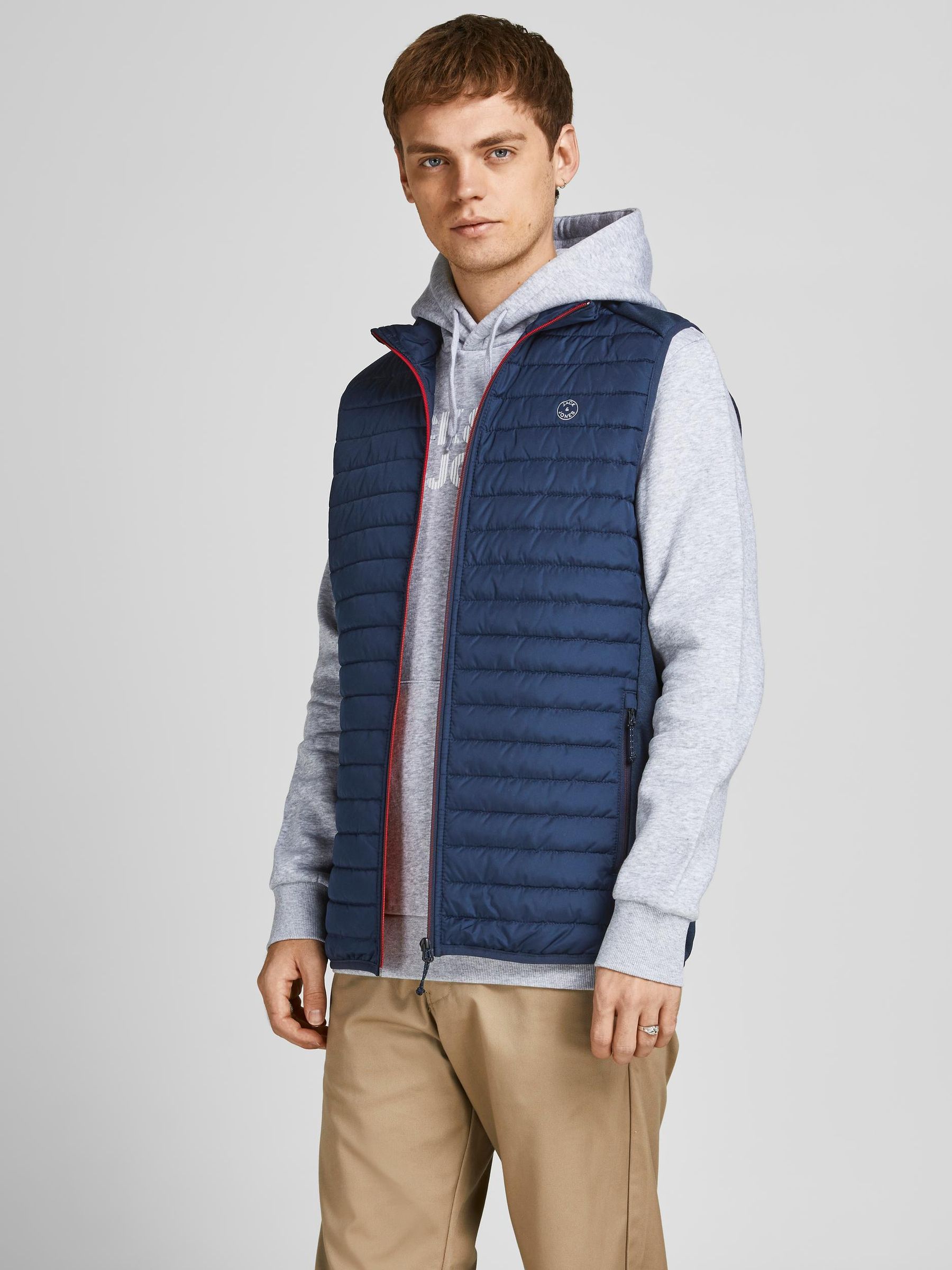 JACK&JONES_Noos2023_3774147_12200684_2.jpg Stepp Weste JJEMULTI