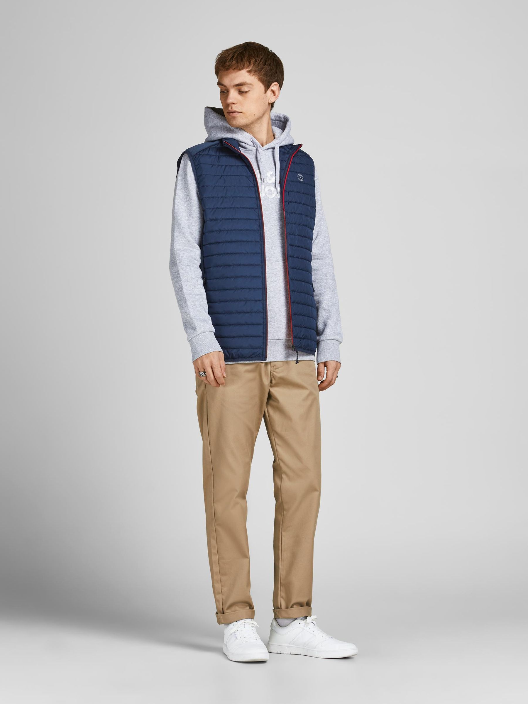 JACK&JONES_Noos2023_3774147_12200684_4.jpg Stepp Weste JJEMULTI