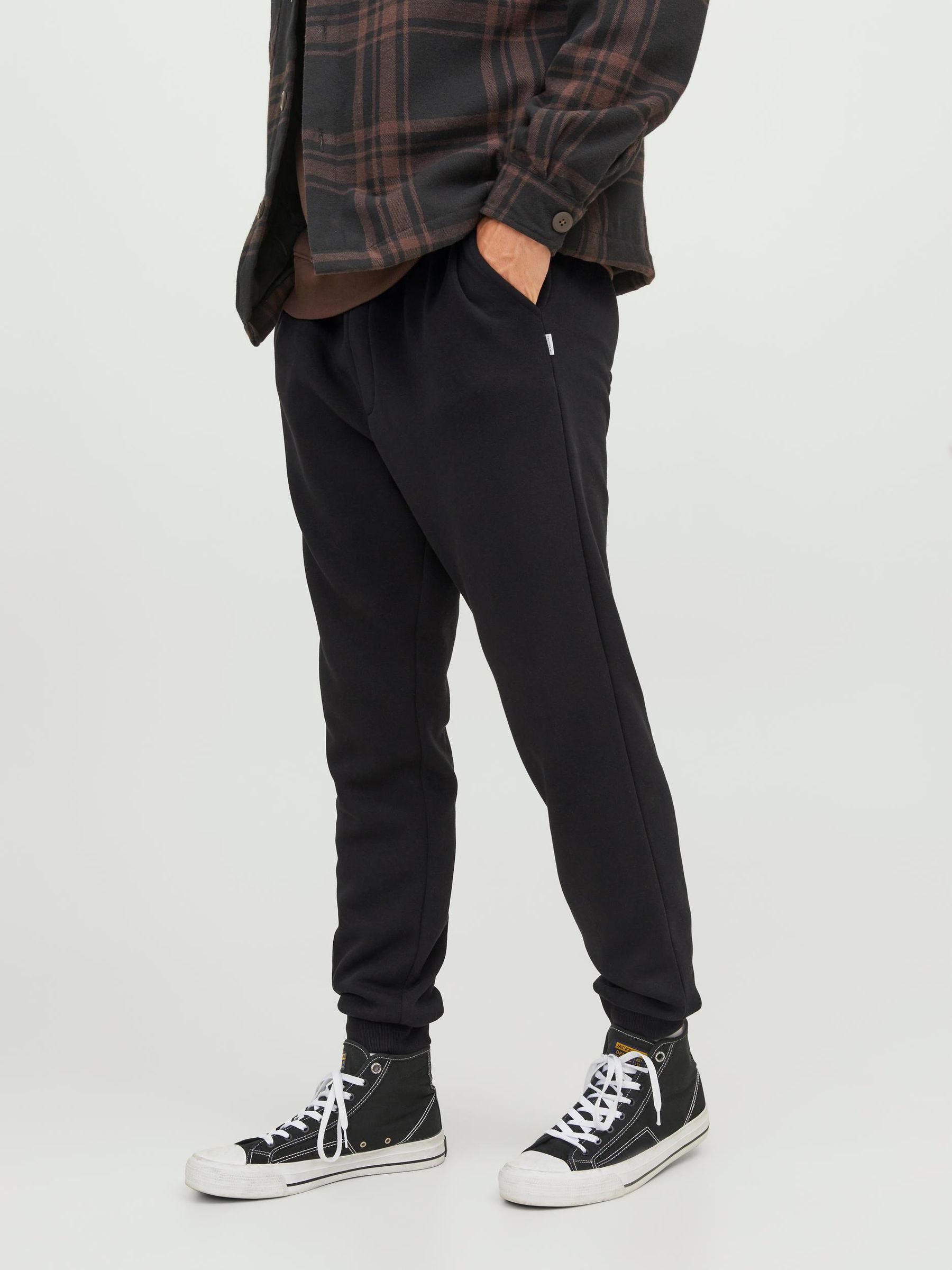 JACK&JONES_Noos2023_4384511_12249274_5.jpg Jogginghose Basic Relaxed Fit JPSTGORDON