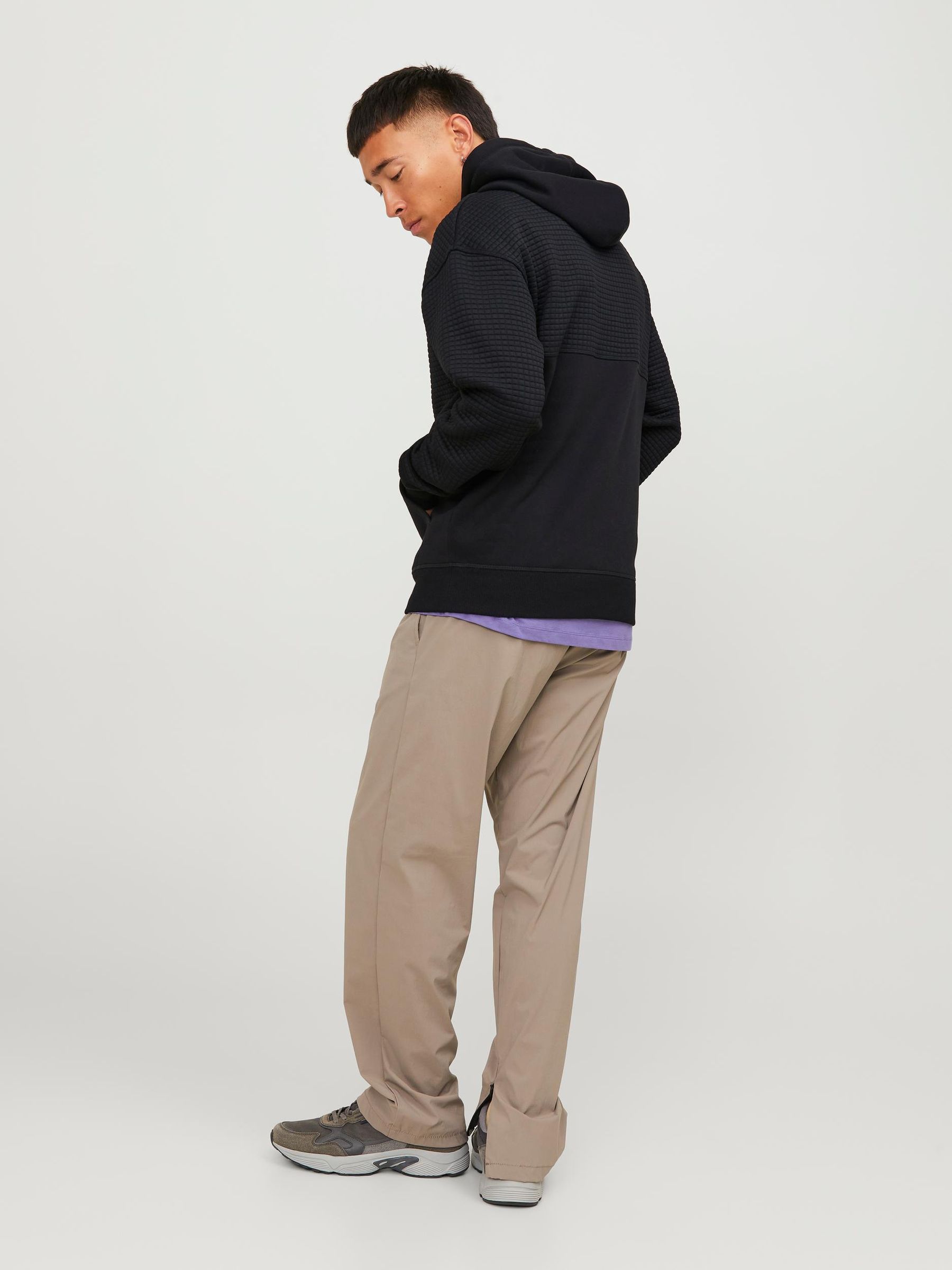 JACK&JONES_FallWinter2023_4417940_12245407_3.jpg Hoodie JCOBLACK