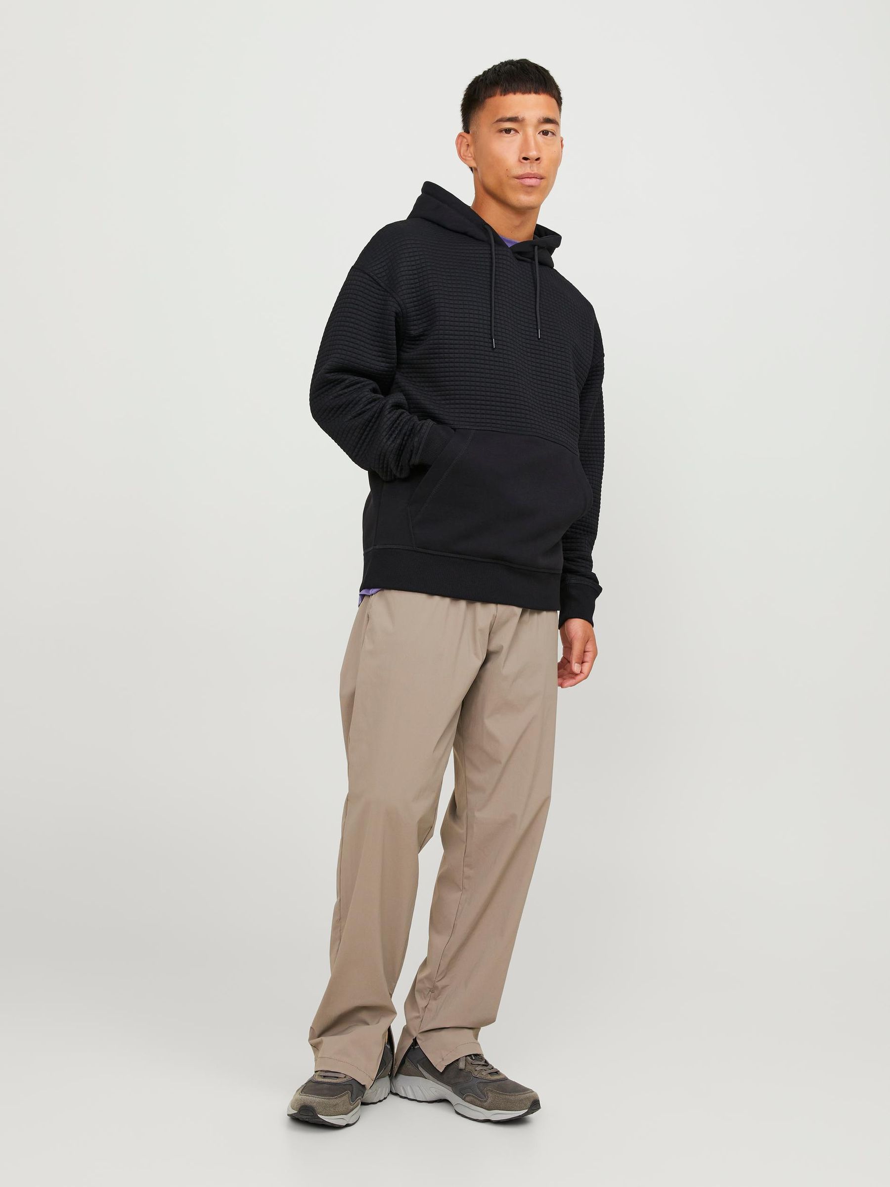 JACK&JONES_FallWinter2023_4417940_12245407_4.jpg Hoodie JCOBLACK