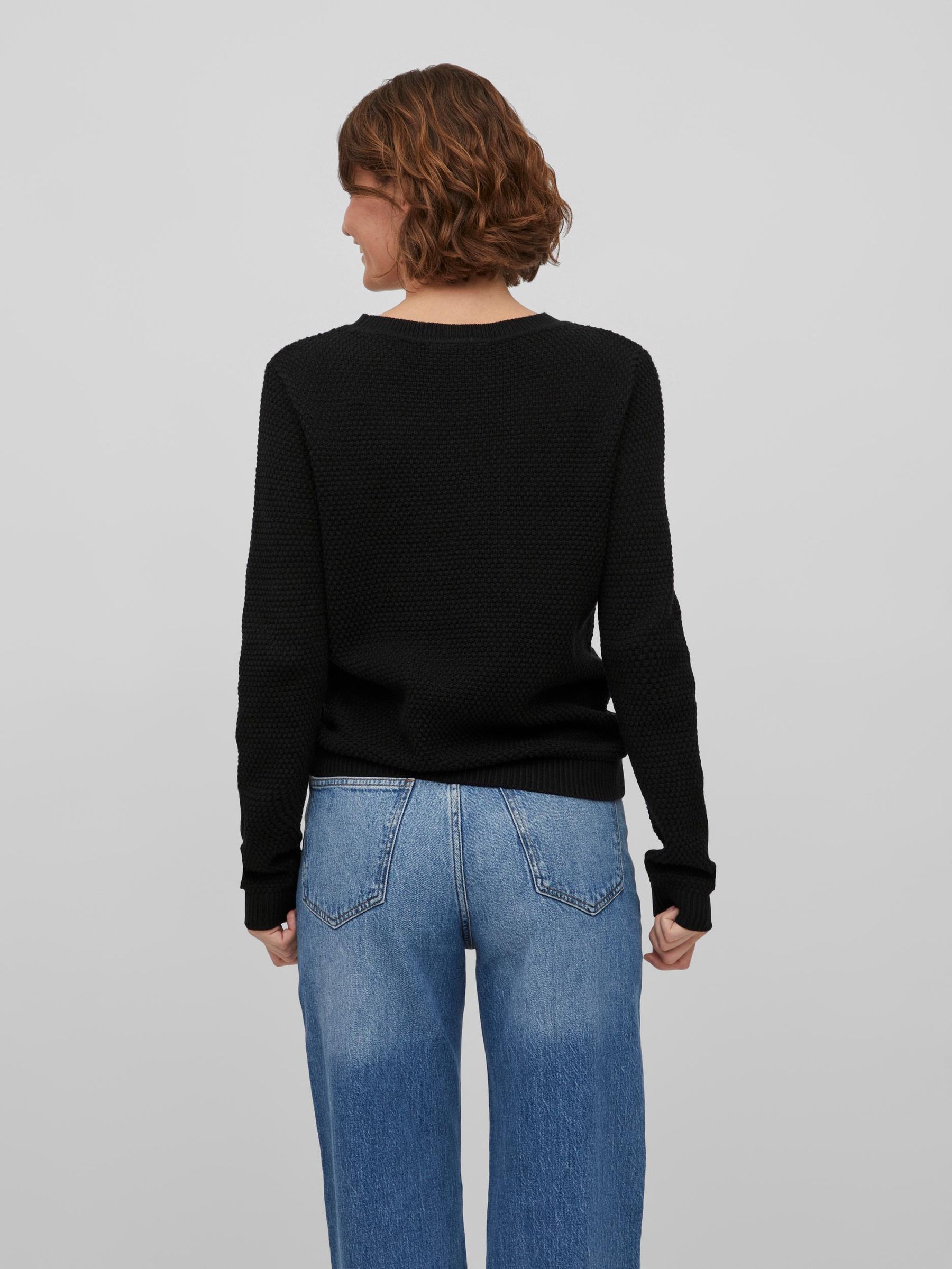 VILA_Noos2023_4123685_14082767_5.jpg Strickpullover mit Rundhals Kuscheliger Sweater Struktur Design