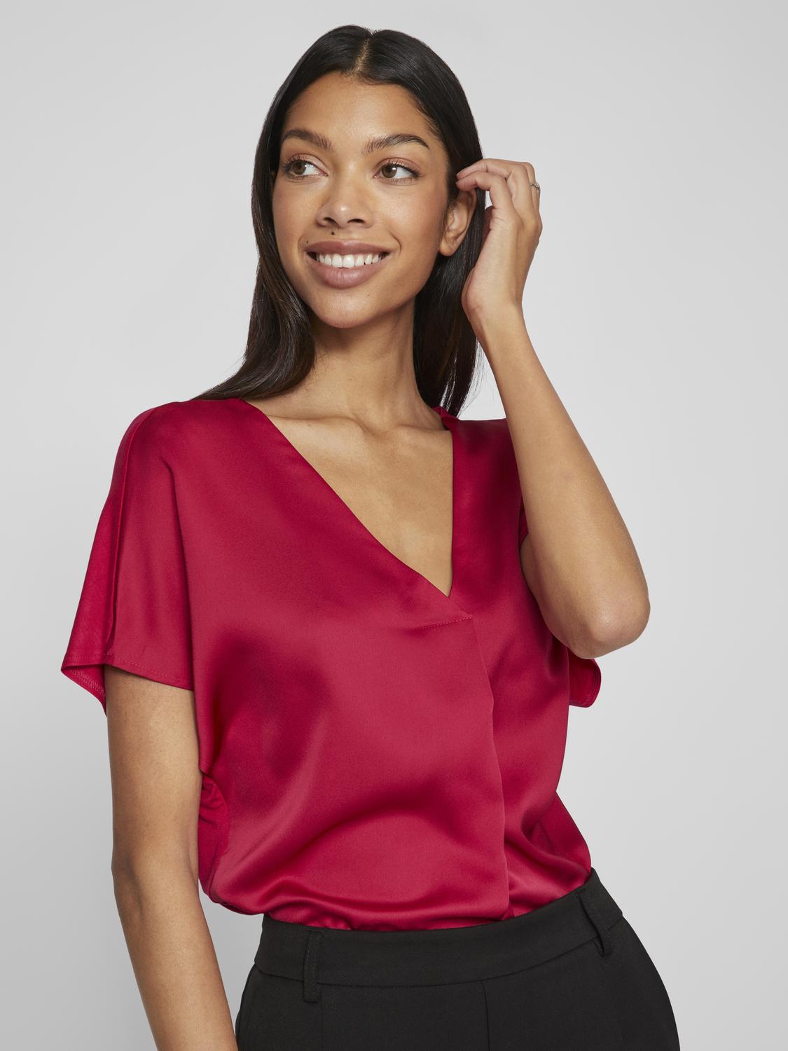 VILA_NOOS2024_4468480_14089239_7.jpg Satin Bluse Glänzendes Kurzarm Shirt Top Oberteil VIELLETTE