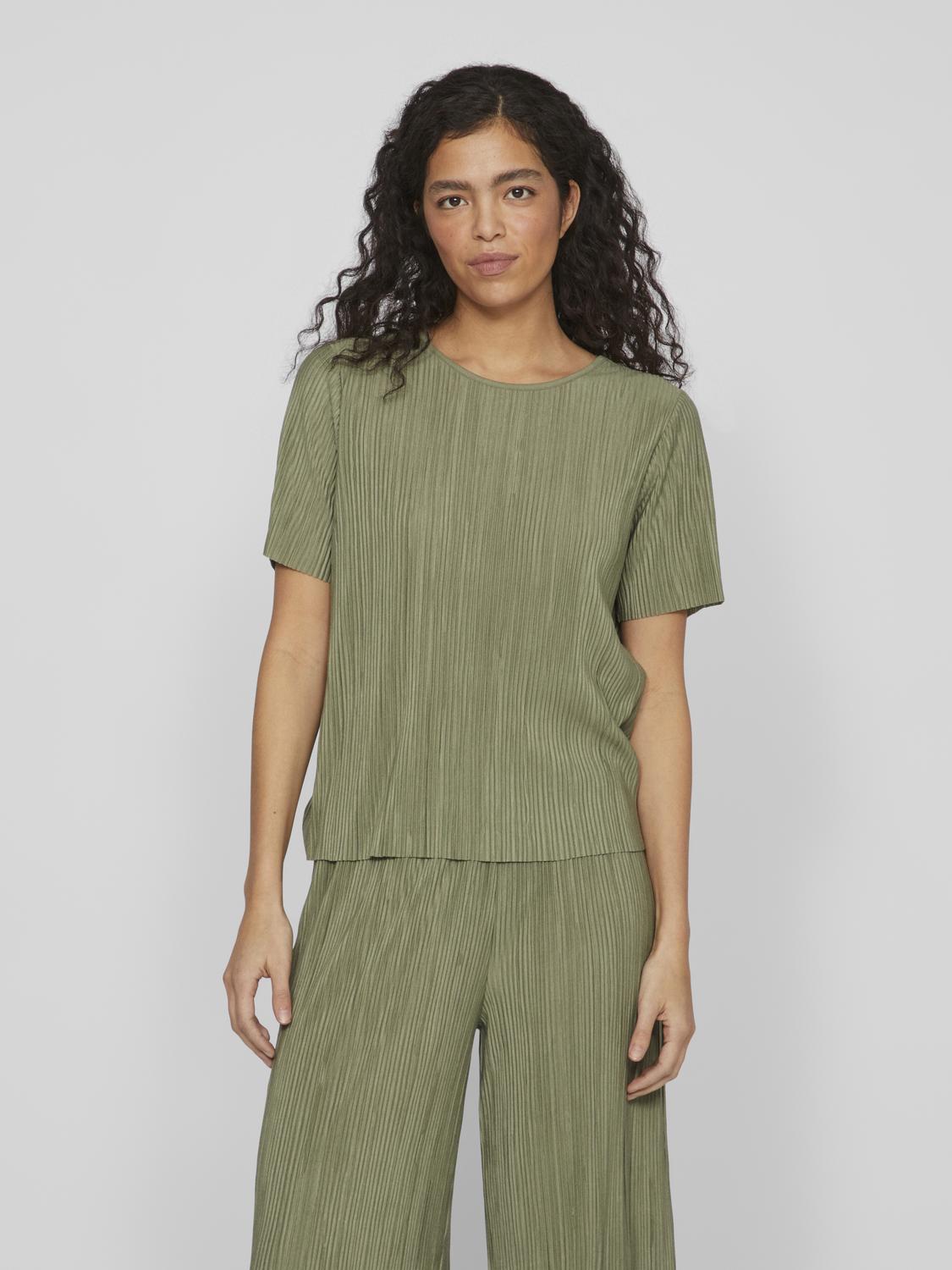 VILA_SpringSummer2024_4468579_14089481_3.jpg Modisches Satin Blusen Shirt Kurzarm Glänzendes Plissiertes Oberteil