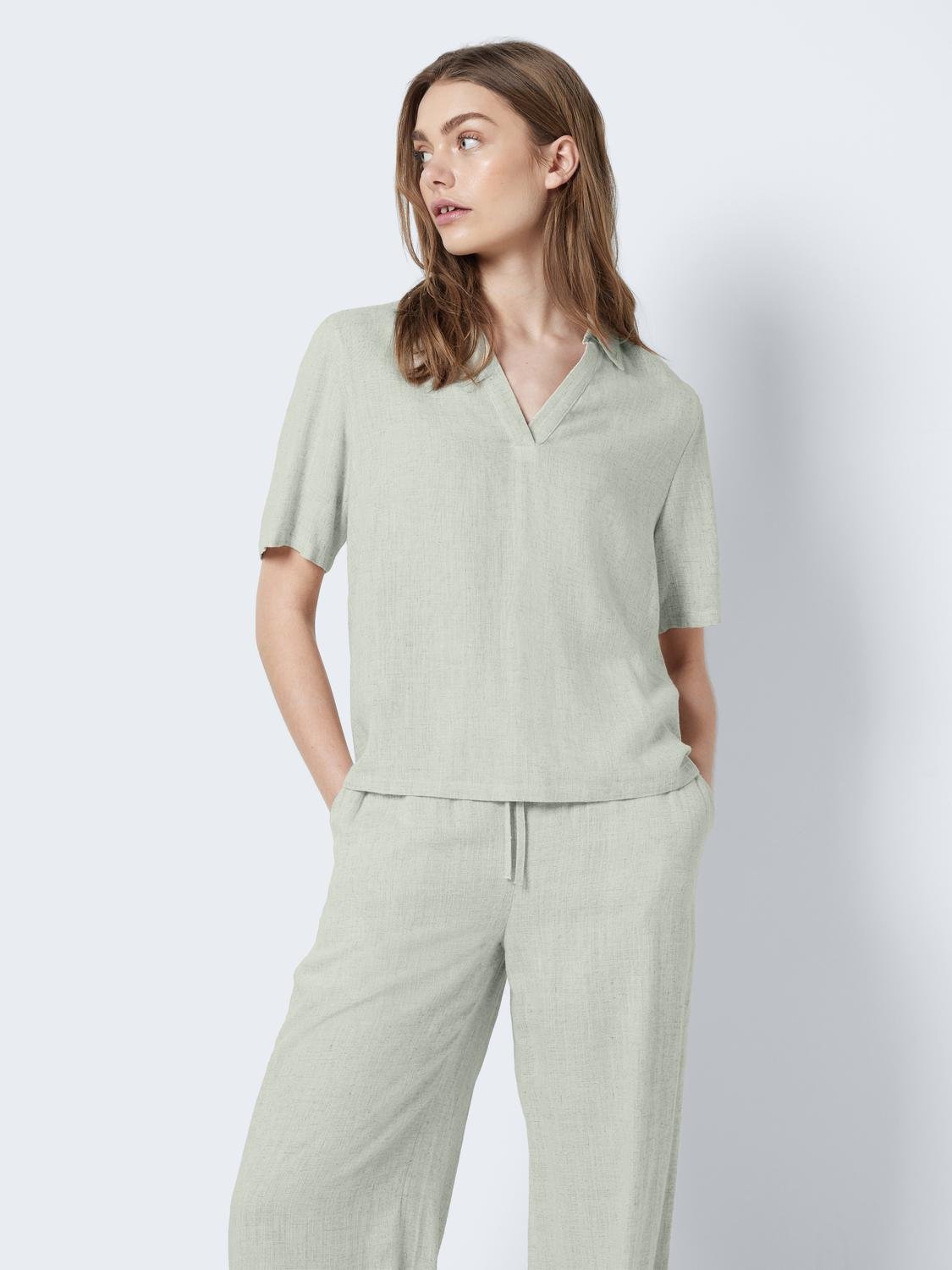 NOISY-MAY_NOOS2024_4475023_27028730_4.jpg Top Lässiges Polokragen Shirt Bequeme Kurzarm Bluse