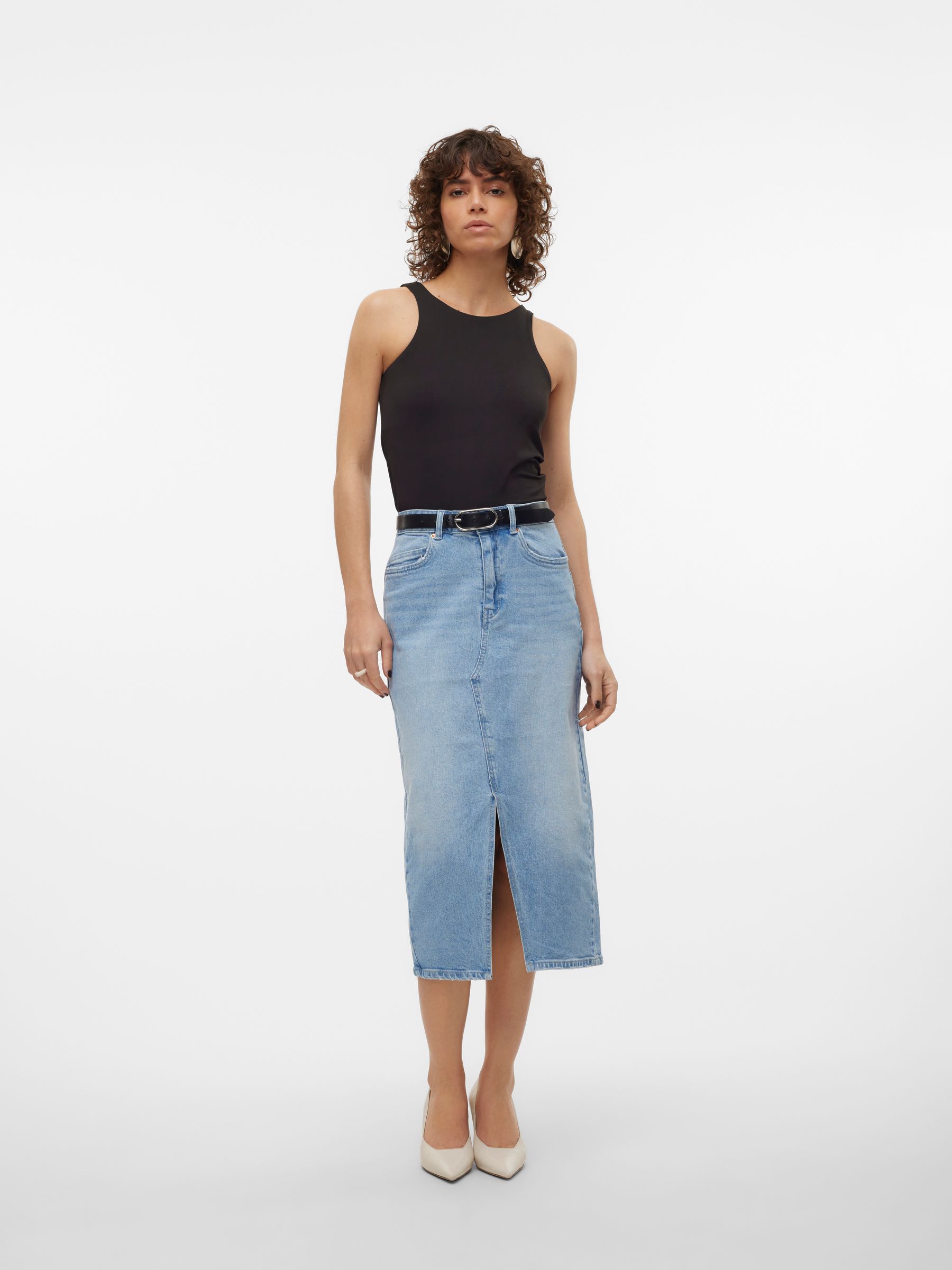 VERO-MODA_Noos2023_4445757_10295731_5.jpg Langer Denim Jeansrock mit Schlitz 5-Pocket Maxi Skirt
