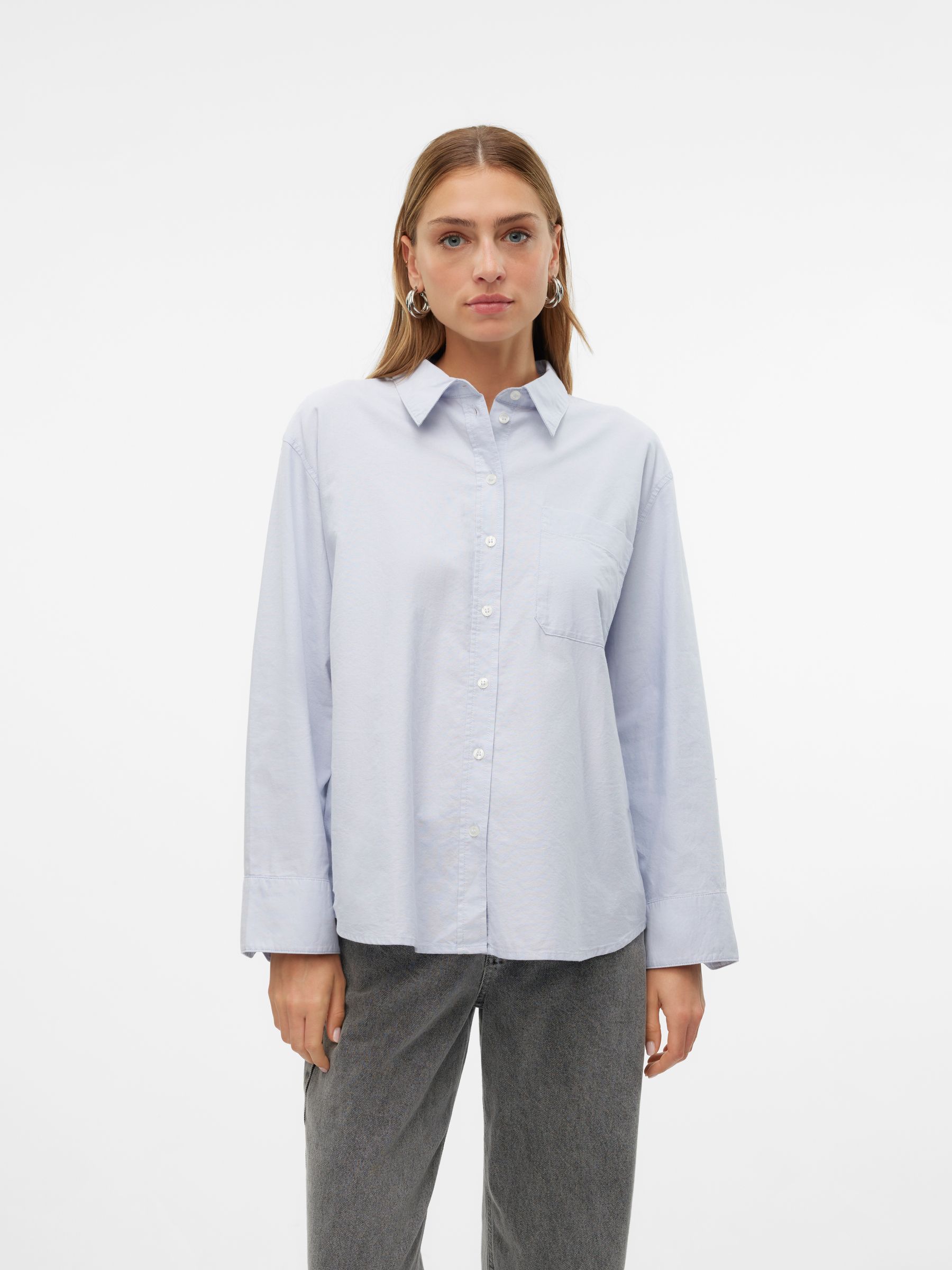 VERO-MODA_Autumnwinter_4608305_10317192_2.jpg Bluse locker geschnitten Hemdkragen Streifenmuster