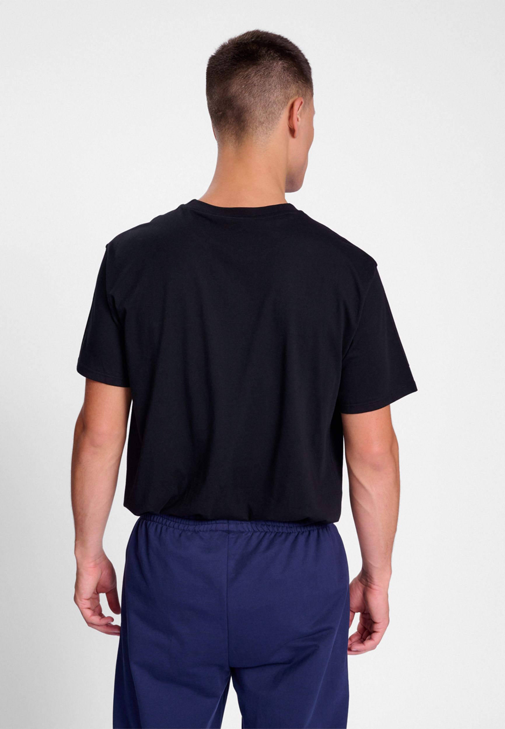 T-Shirt Rundhalsausschnitt gesticktes Logo Regular fit T-Shirt Rundhalsausschnitt gesticktes Logo Regular fit
