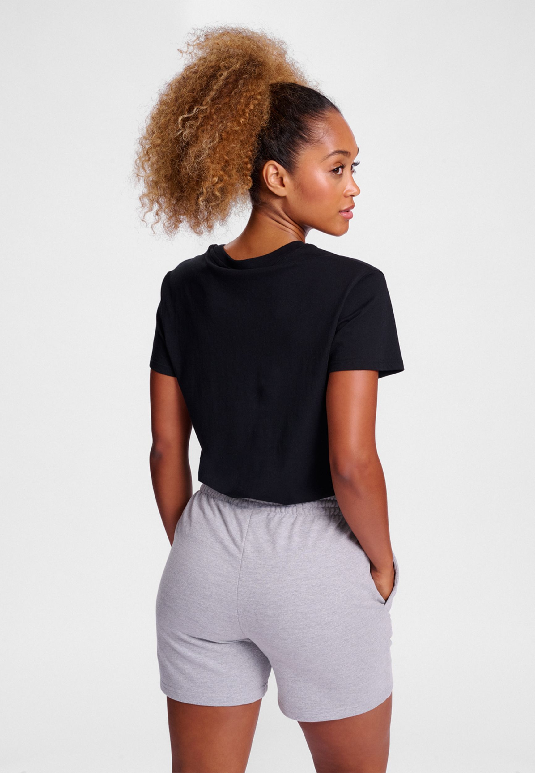 T-Shirt Rundhalsausschnitt gesticktes Logo Regular fit T-Shirt Rundhalsausschnitt gesticktes Logo Regular fit