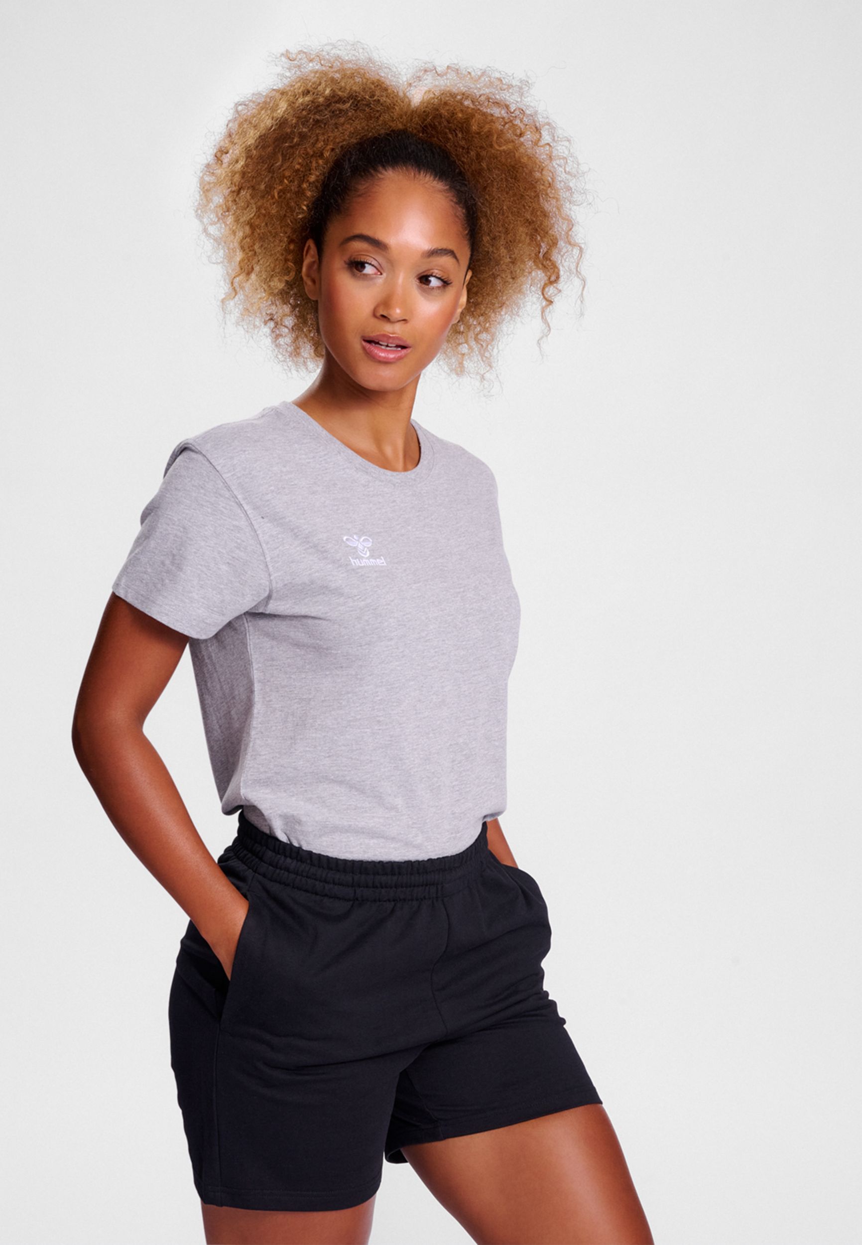 T-Shirt Rundhalsausschnitt gesticktes Logo Regular fit T-Shirt Rundhalsausschnitt gesticktes Logo Regular fit