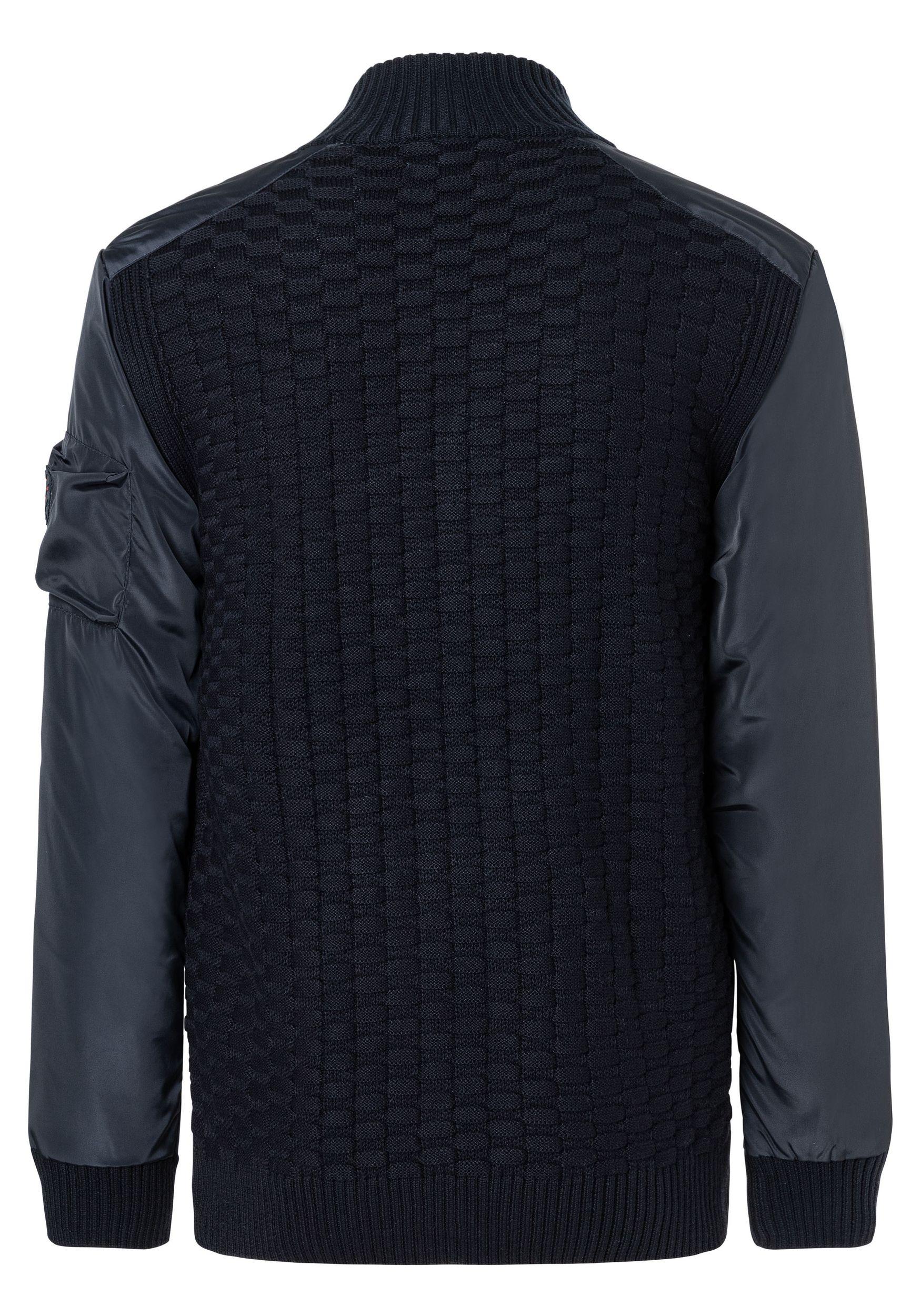 TIMEZONE-Gmb_FW24_3917_29-10077-01-9334_2.jpg Strick-Bomberjacke 3D-Schachbrettmuster Turtleneck