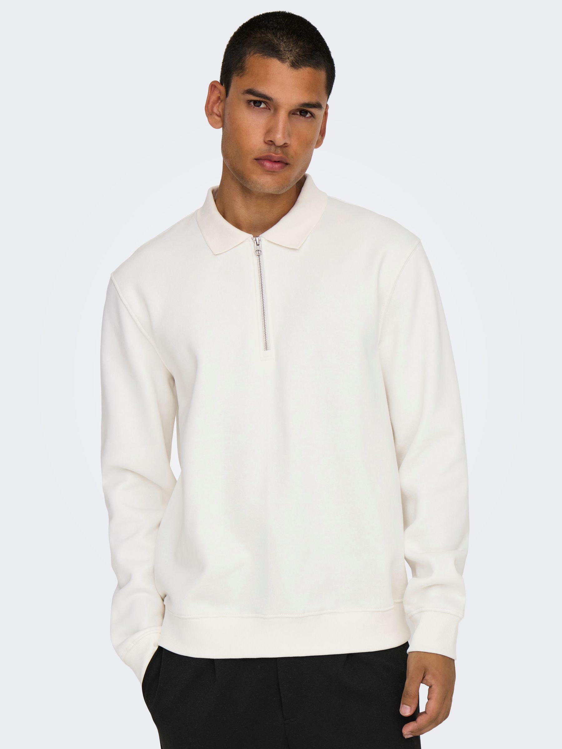 ONLY&SONS_Autumnwinter_4587019_22030633_6.jpg Sweatshirt Polokragen Viertelknopfleiste Regular Fit